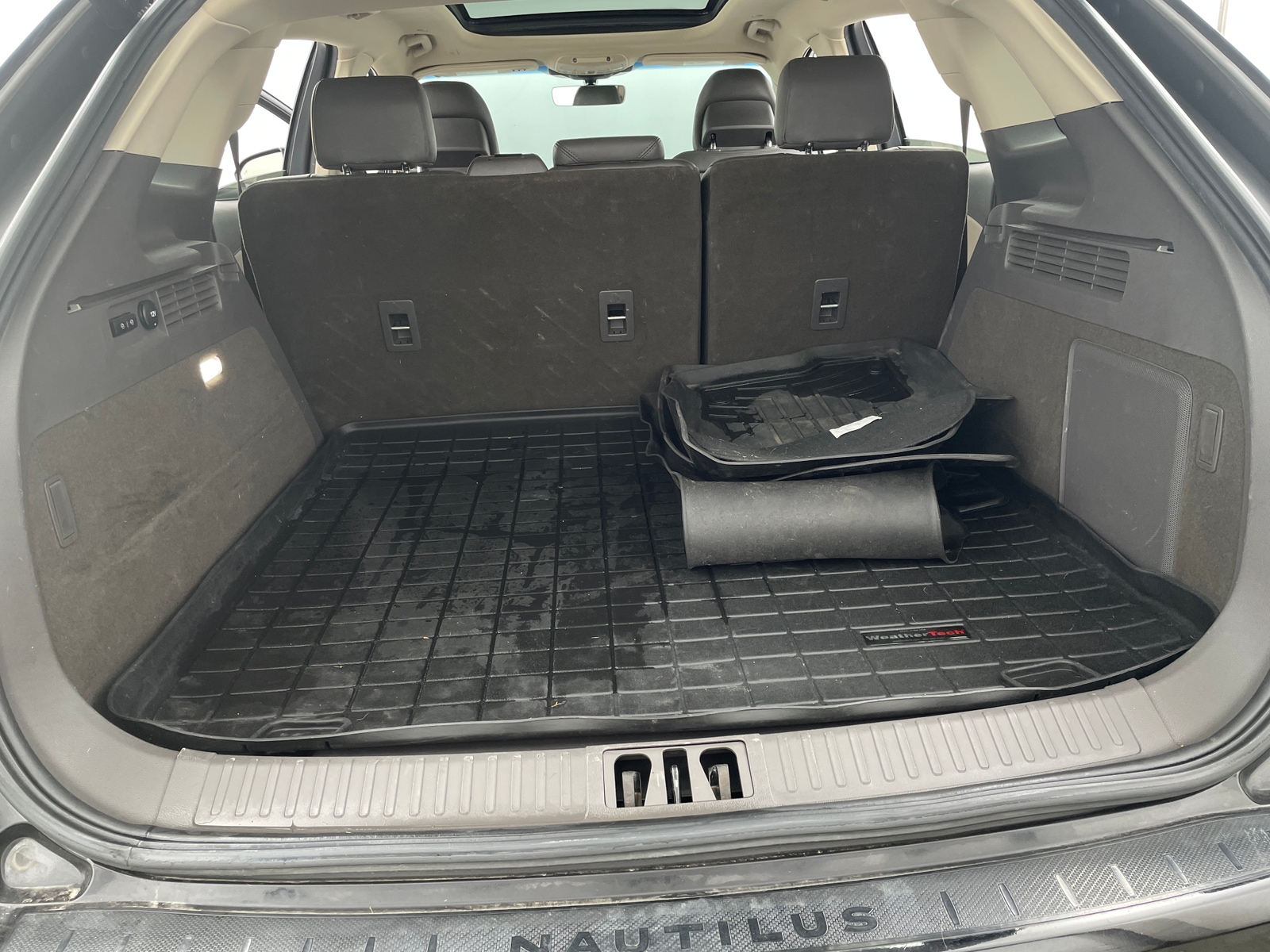 Thumbnail: 2019 Lincoln Nautilus - 6