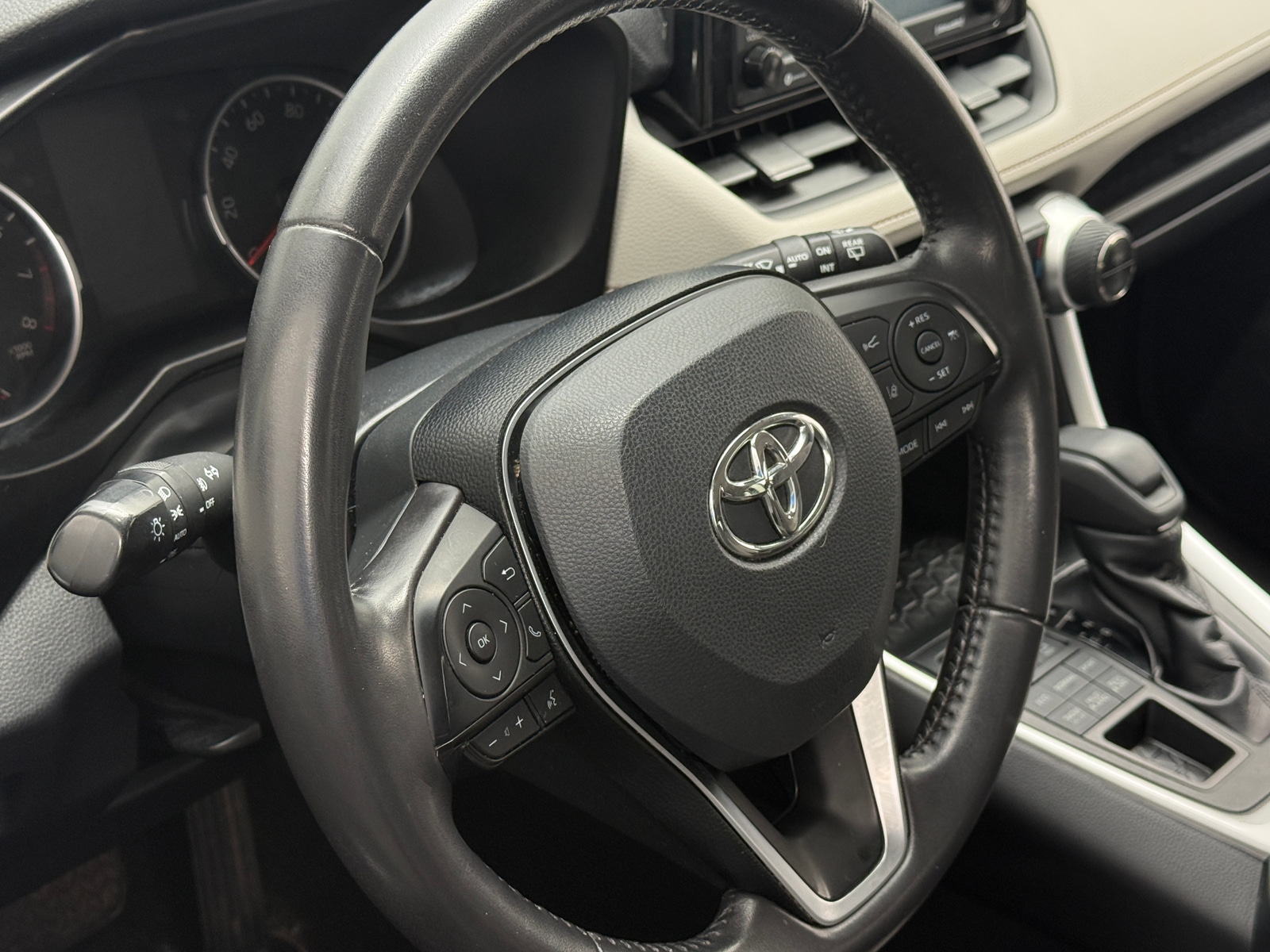 Thumbnail: 2020 Toyota RAV4 - 5