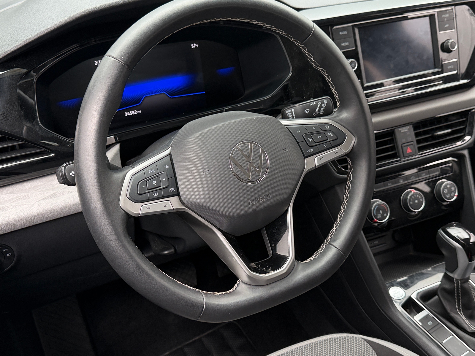 Thumbnail: 2024 Volkswagen Taos - 5