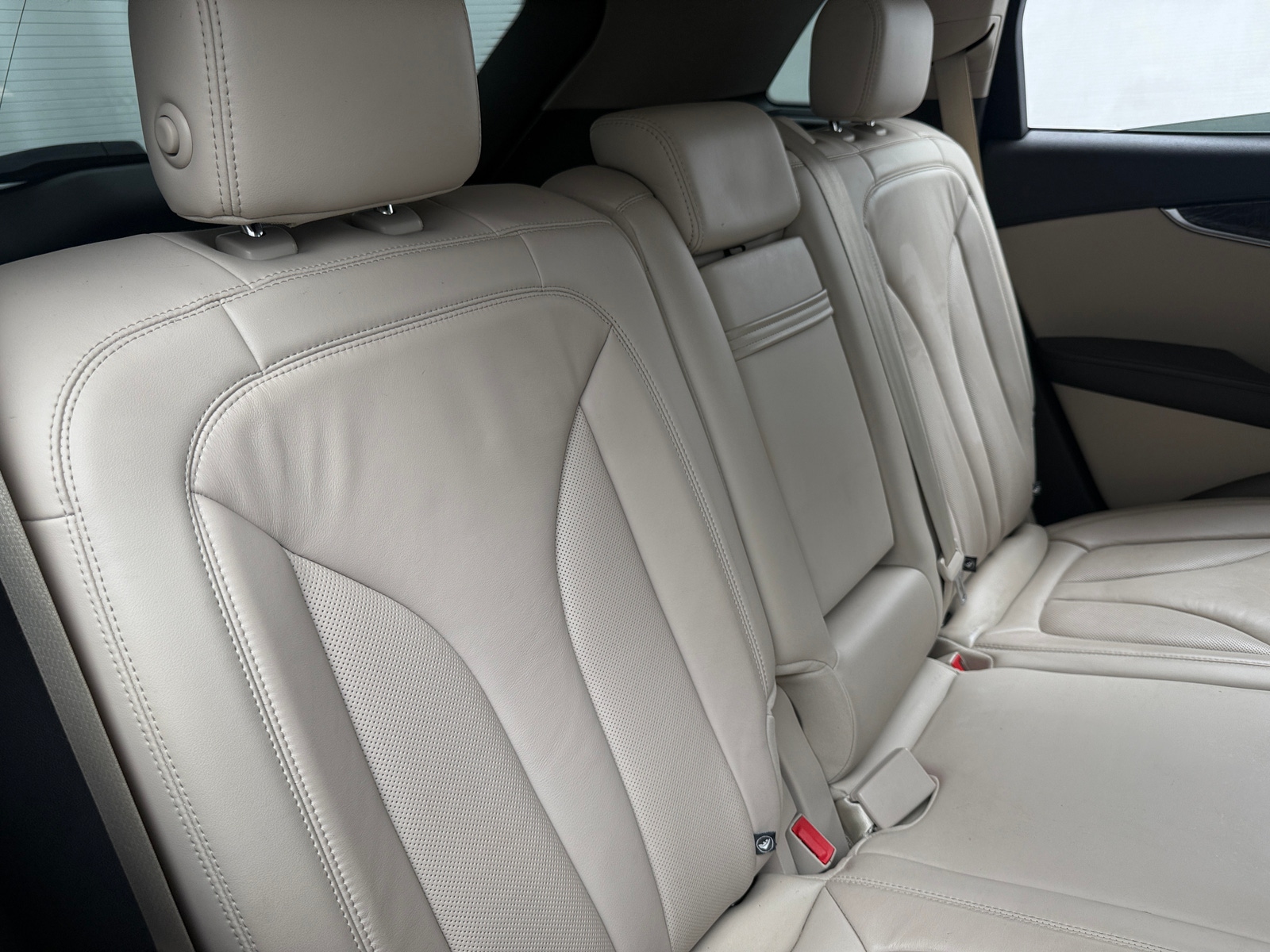Thumbnail: 2019 Lincoln Nautilus - 5