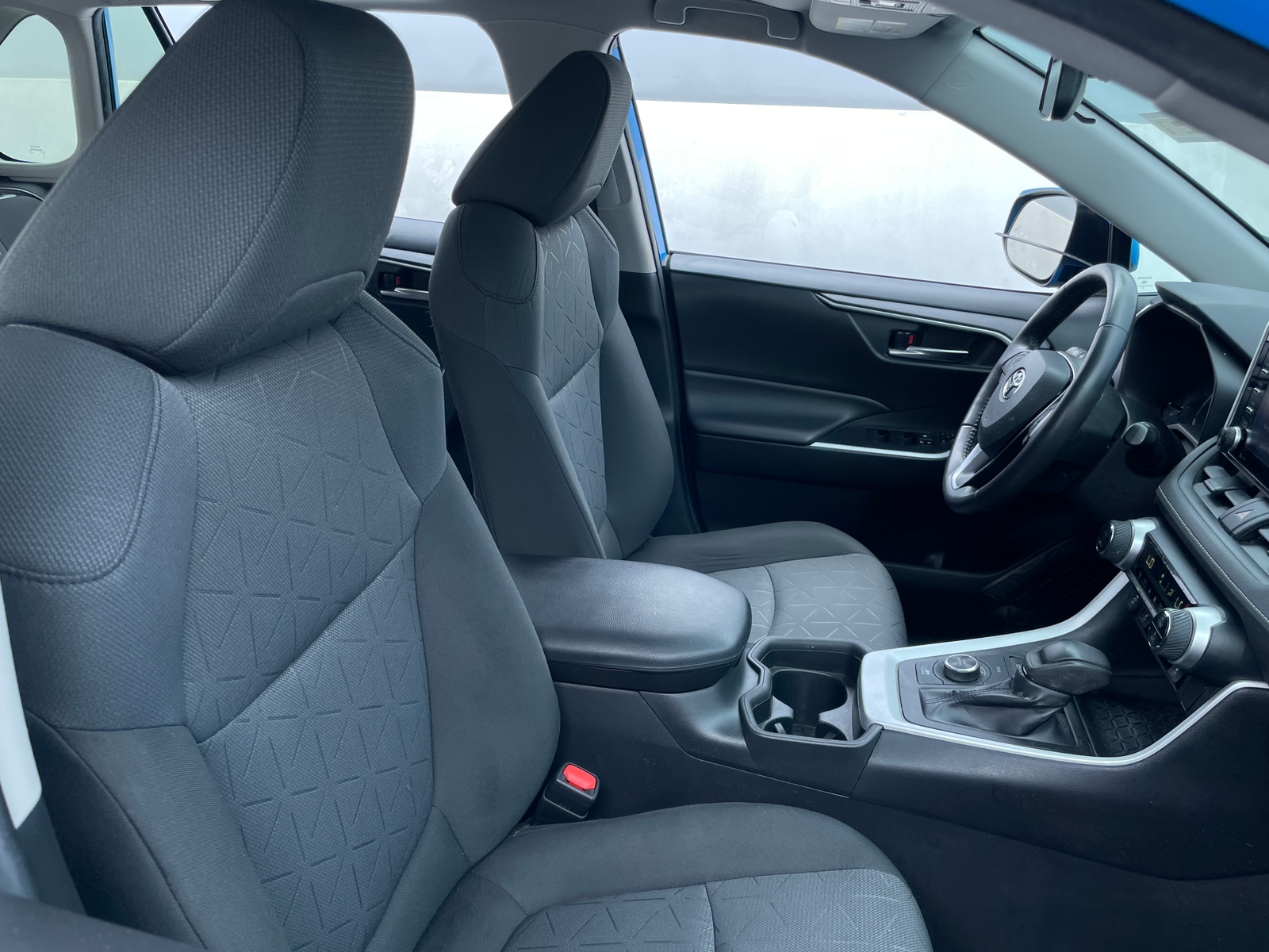 Thumbnail: 2020 Toyota RAV4 - 2