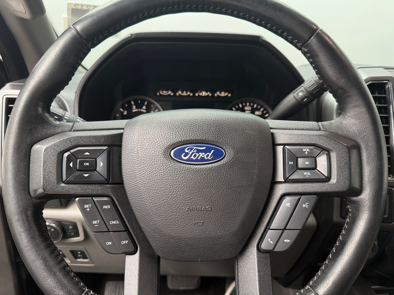 Thumbnail: 2018 Ford Econoline - 5