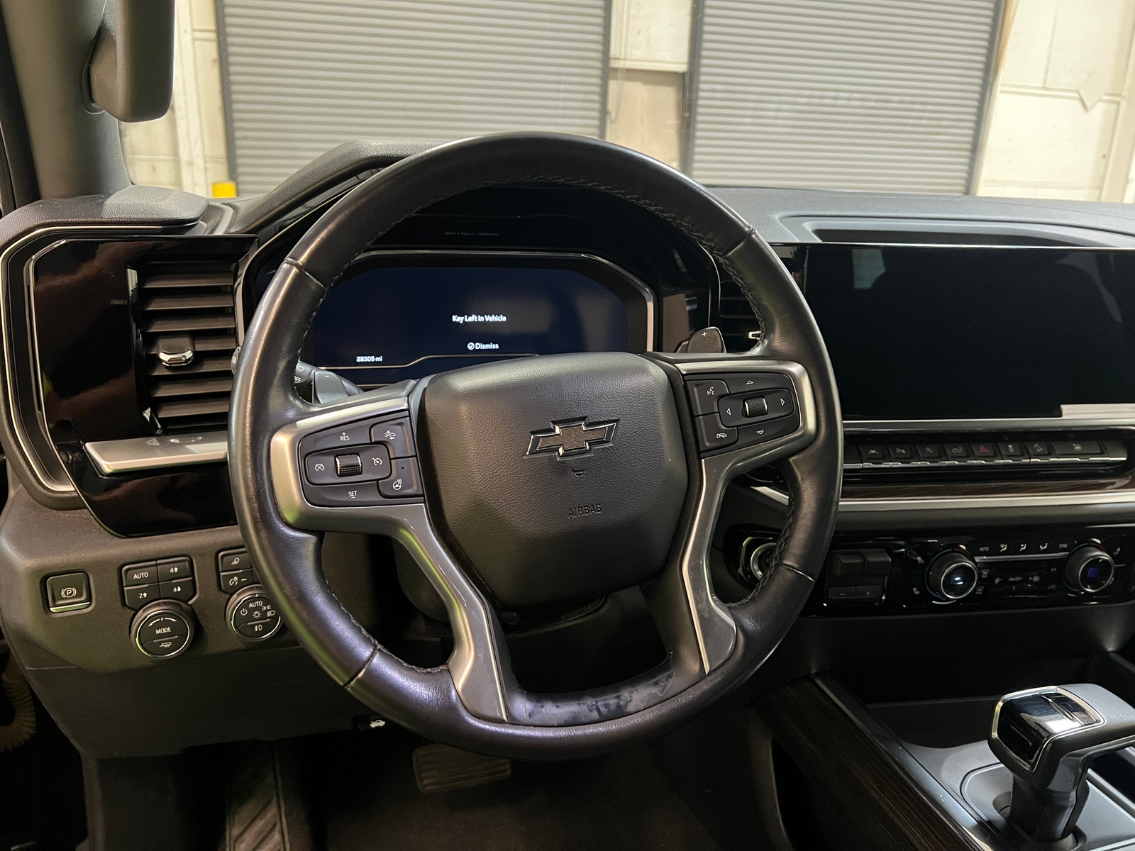 Thumbnail: 2022 Chevrolet Silverado 1500 - 5