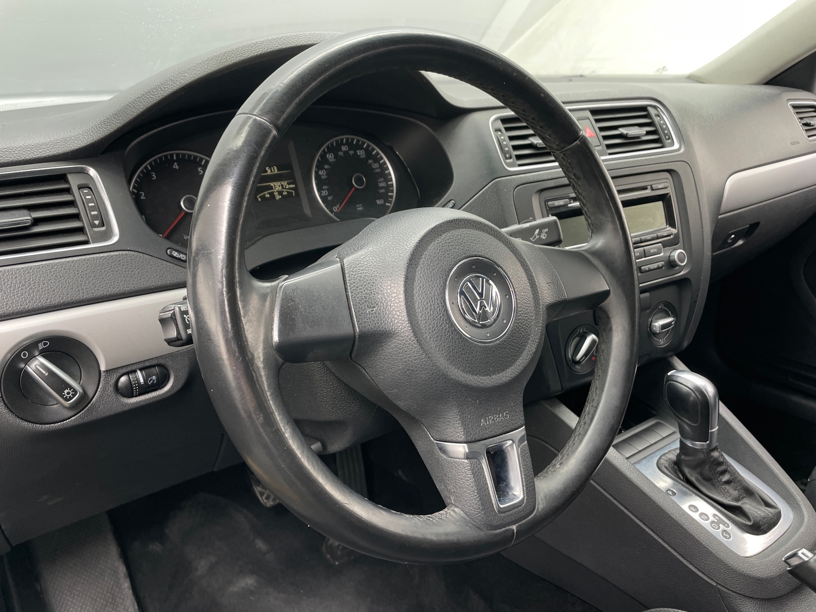 Thumbnail: 2013 Volkswagen Jetta - 4