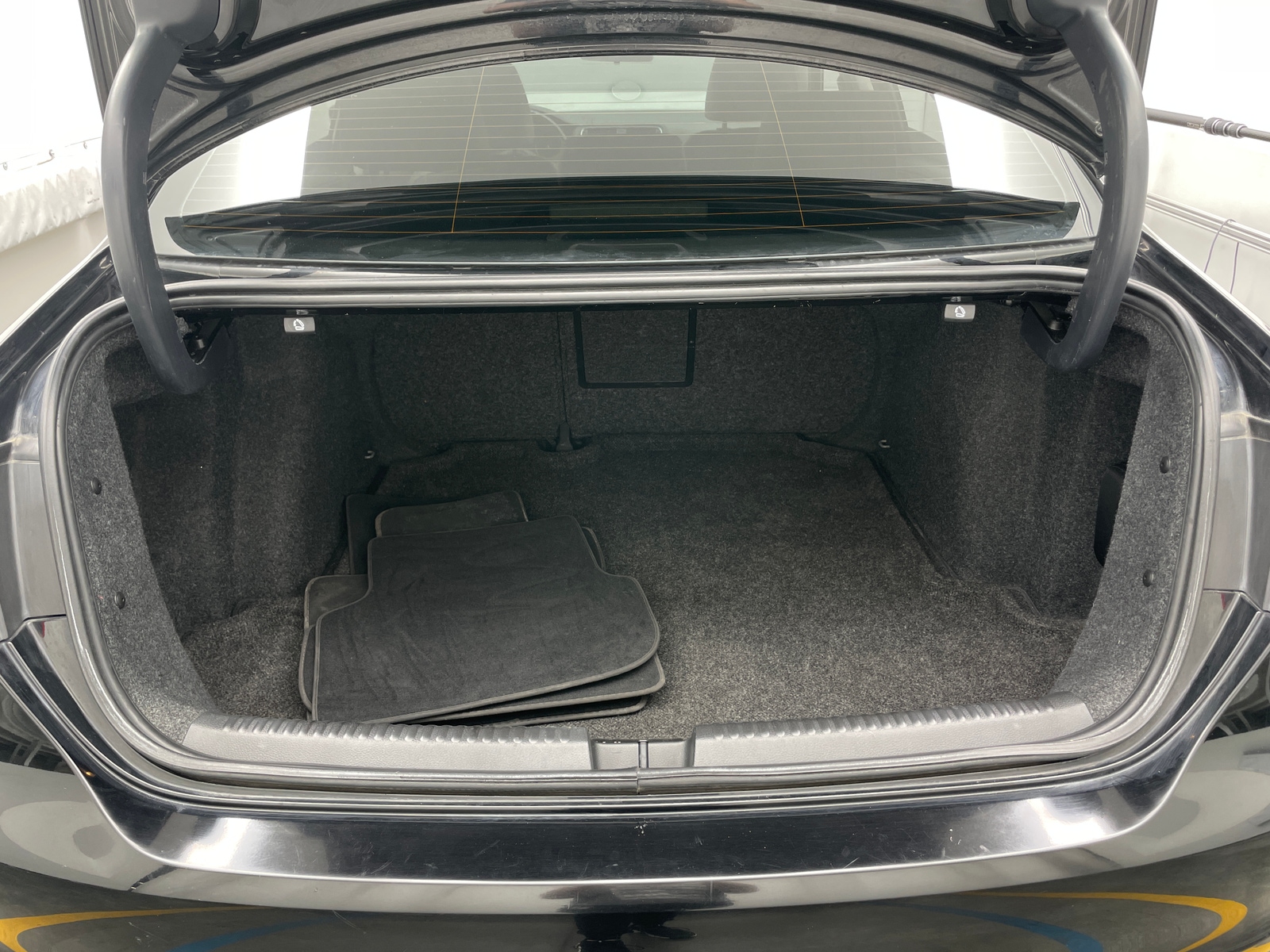 Thumbnail: 2013 Volkswagen Jetta - 6