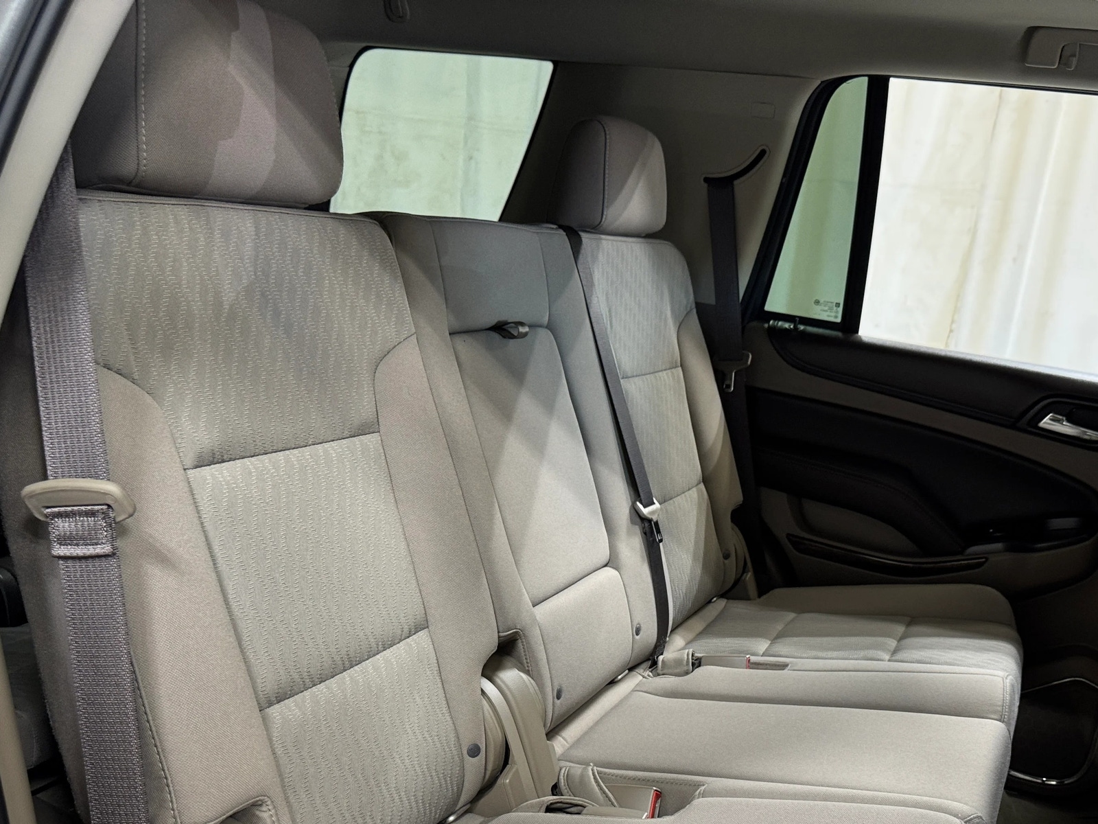 Thumbnail: 2017 Chevrolet Tahoe - 6