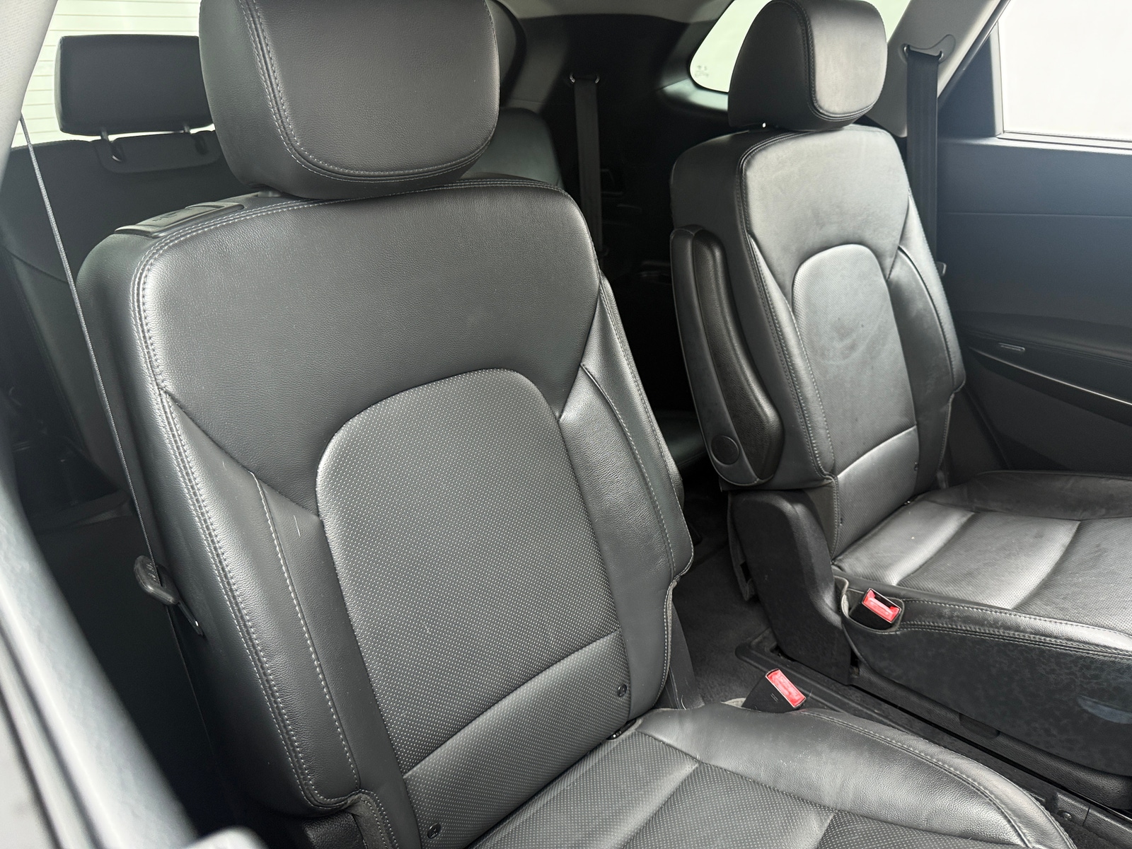 Thumbnail: 2019 Hyundai Santa Fe - 5