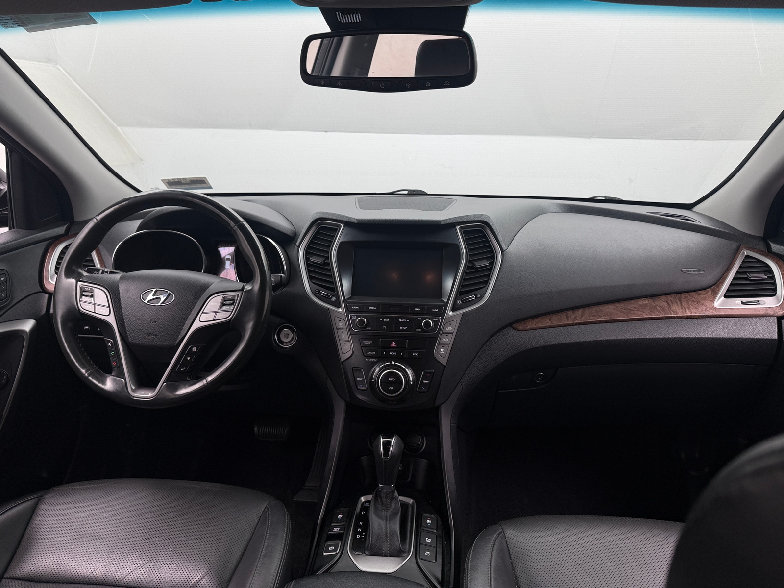 Thumbnail: 2019 Hyundai Santa Fe - 2