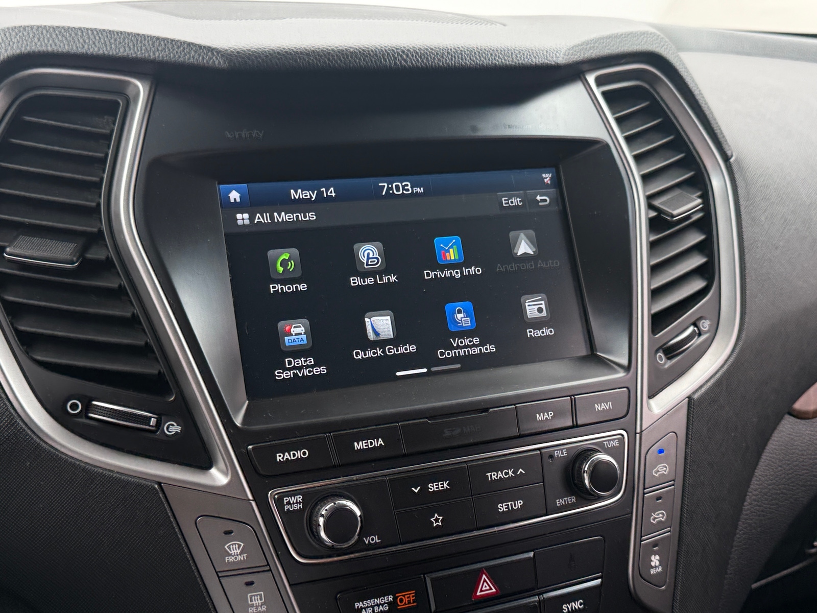 Thumbnail: 2019 Hyundai Santa Fe - 3