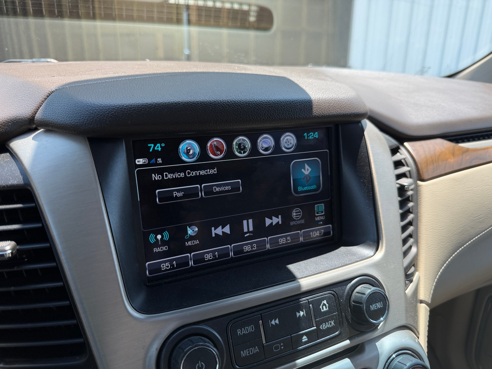 Thumbnail: 2019 GMC Yukon XL - 3