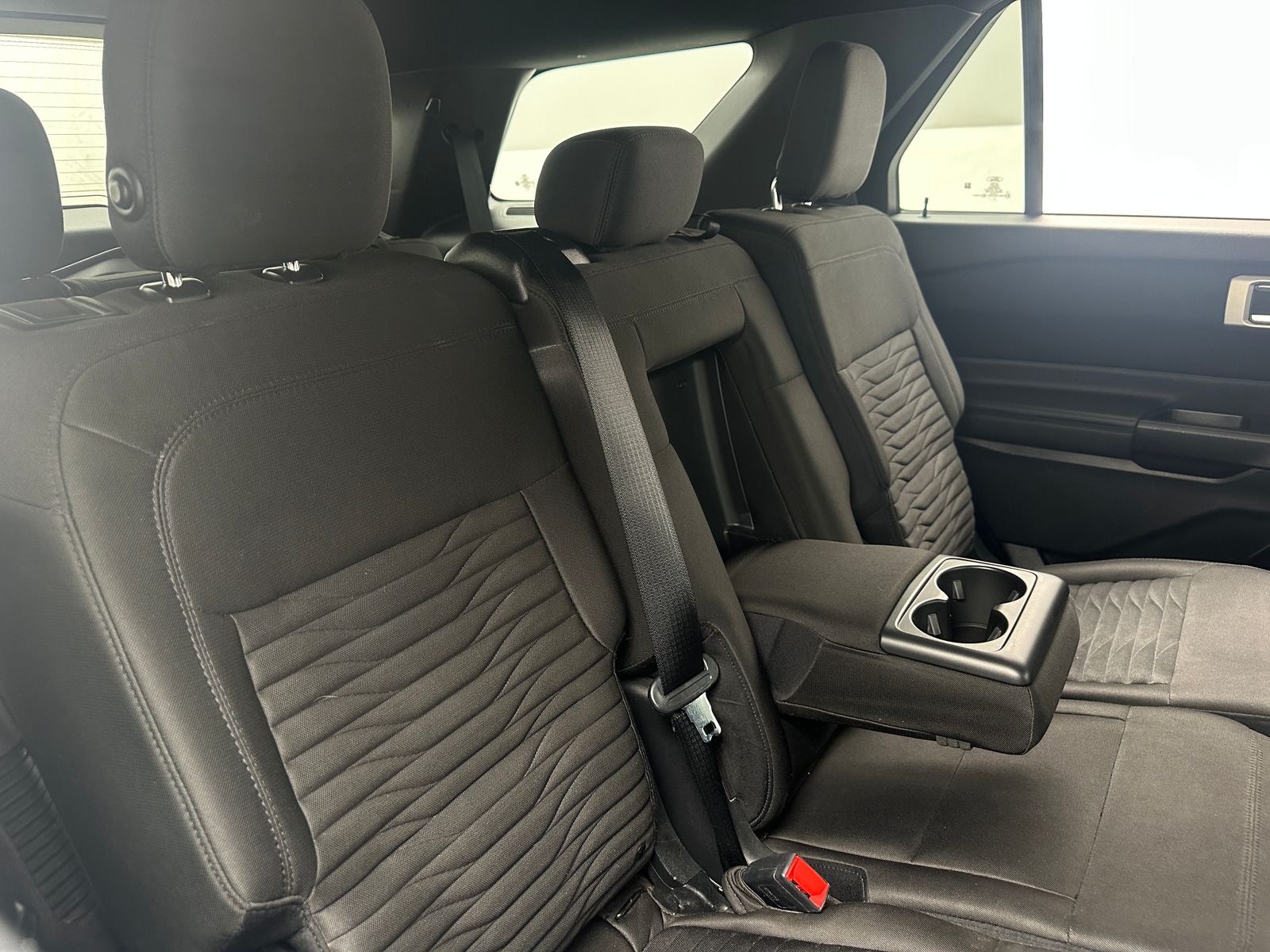 Thumbnail: 2020 Ford Explorer - 6