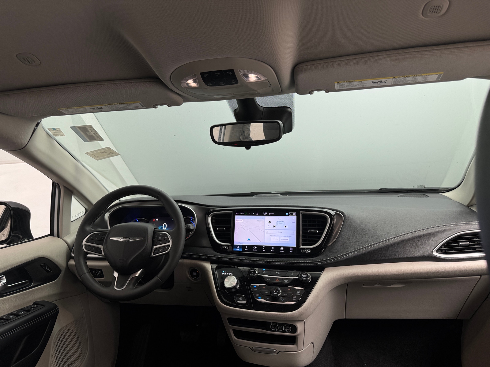 Thumbnail: 2024 Chrysler Pacifica - 2