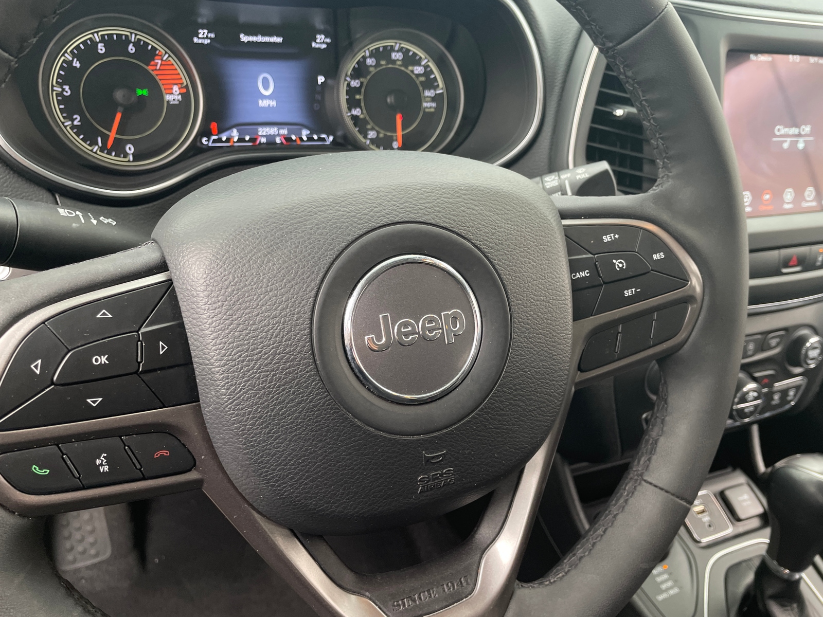 Thumbnail: 2022 Jeep Cherokee - 4