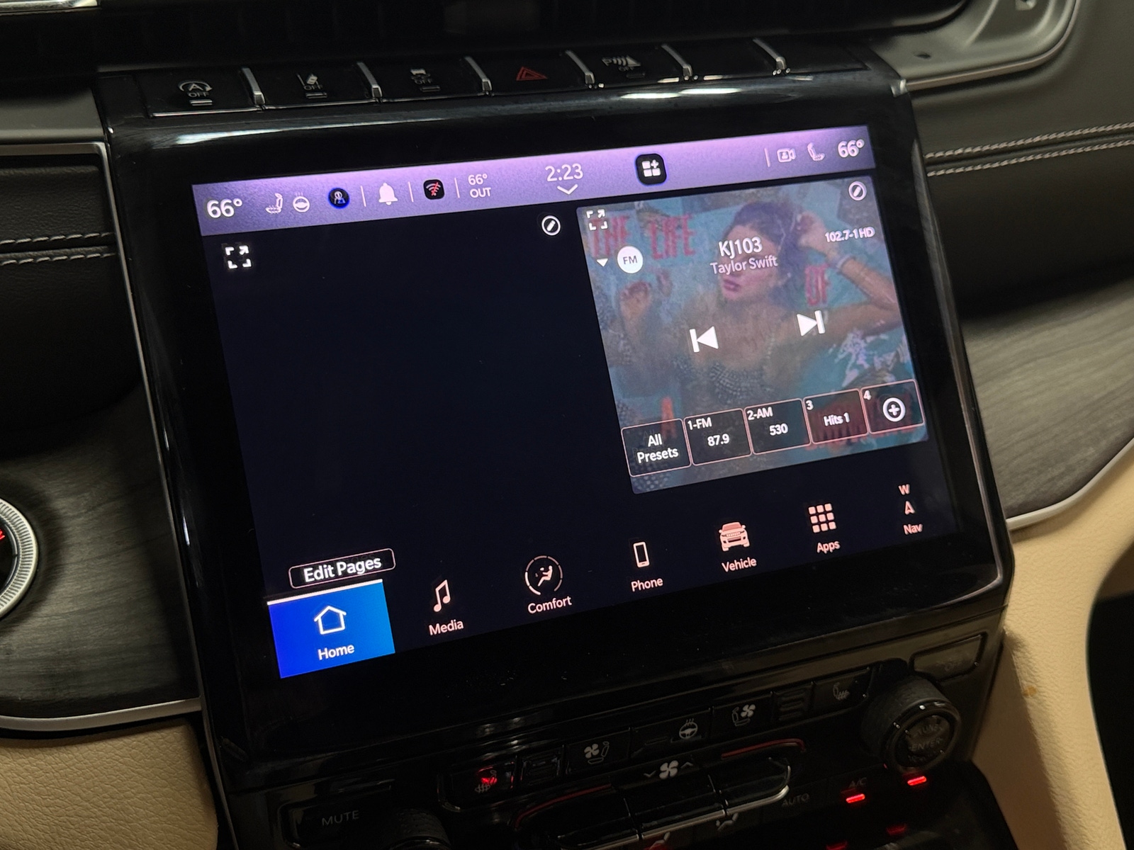 Thumbnail: 2025 Jeep Grand Cherokee L - 3