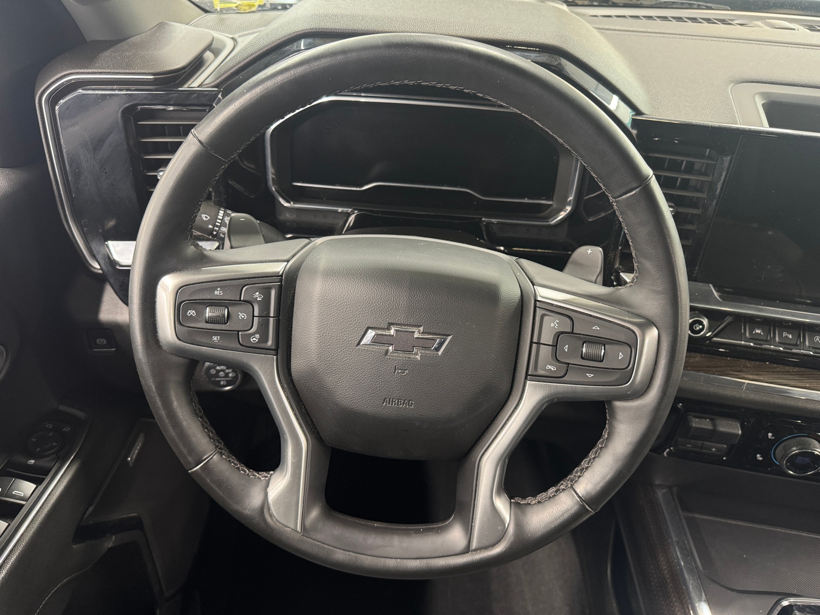 Thumbnail: 2024 Chevrolet Silverado 1500 - 5