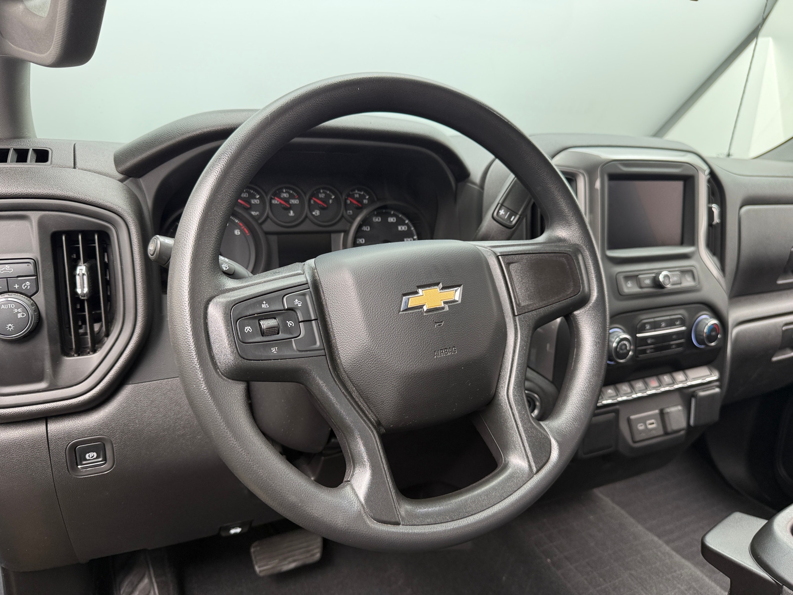Thumbnail: 2024 Chevrolet Silverado 1500 - 5