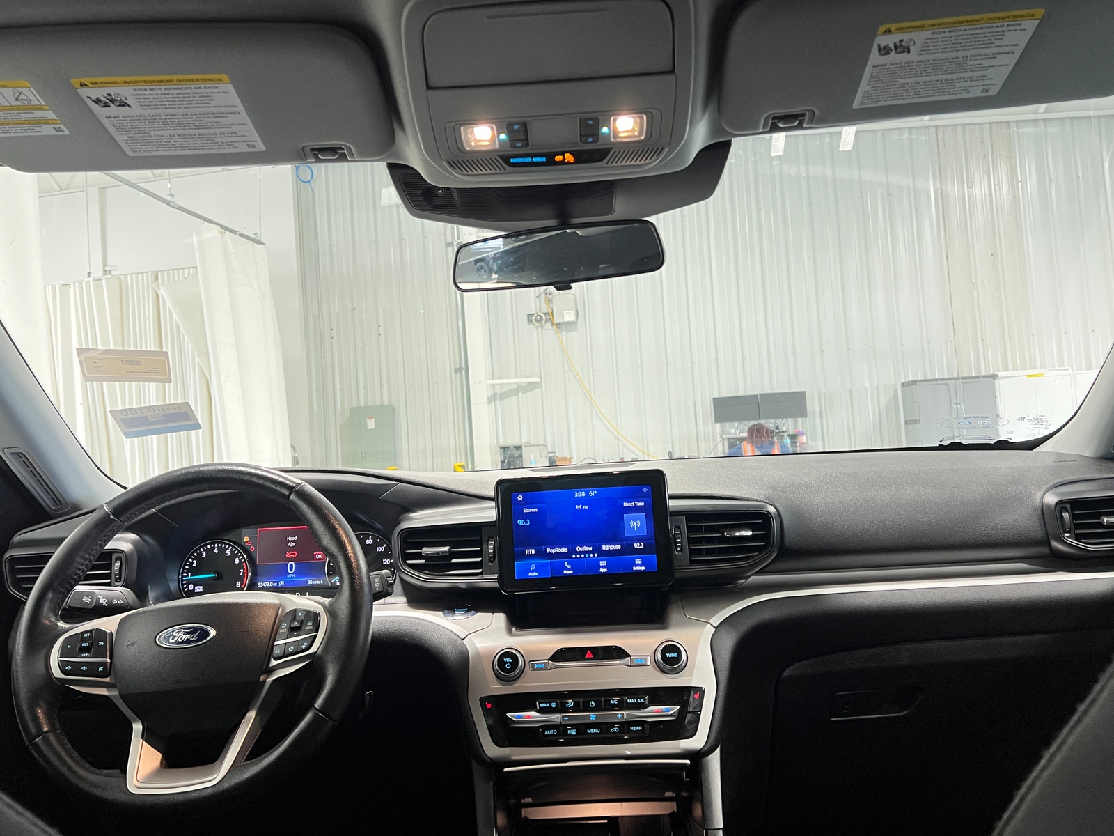 Thumbnail: 2022 Ford Explorer - 3