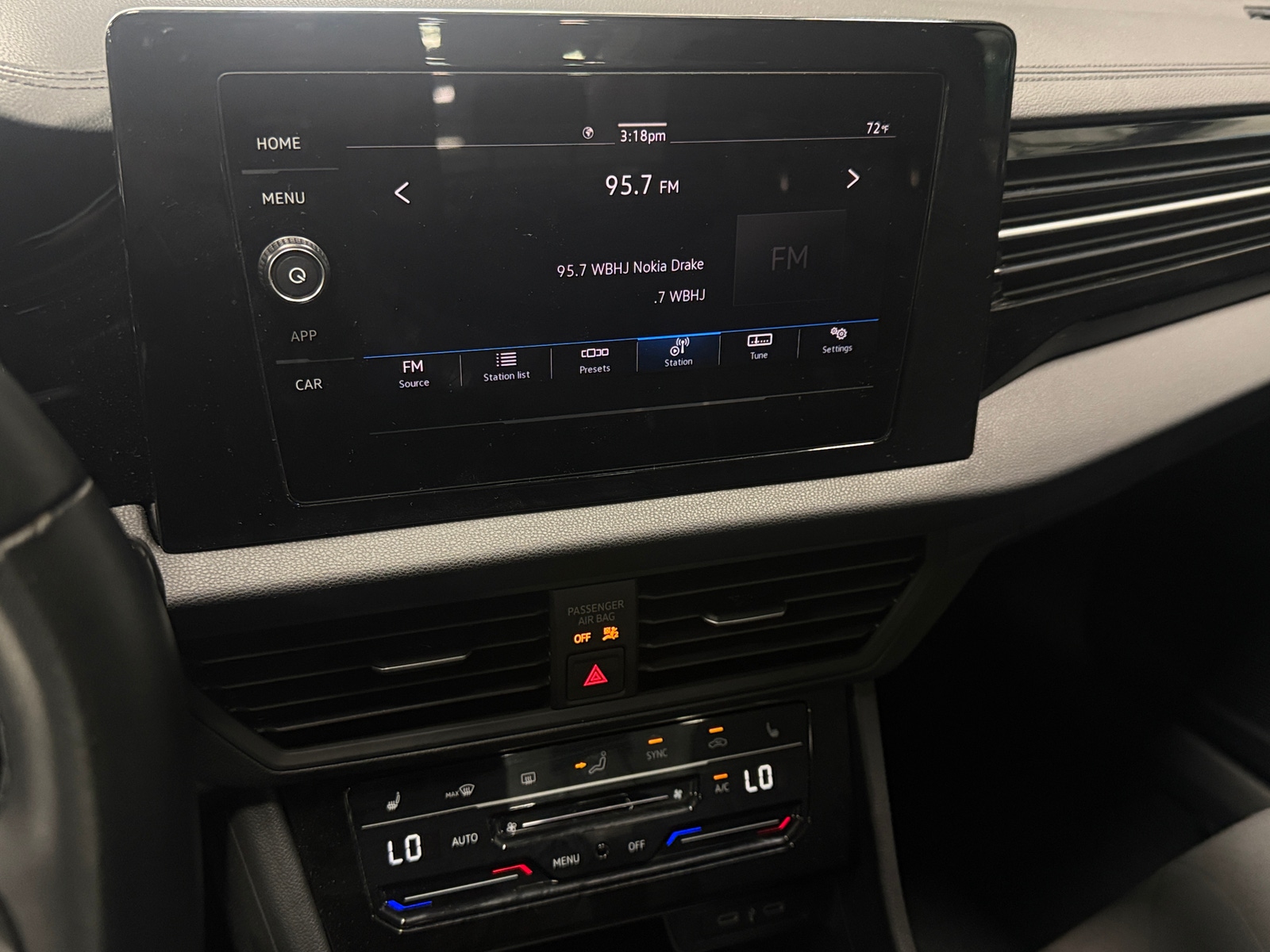 Thumbnail: 2025 Volkswagen Jetta - 4