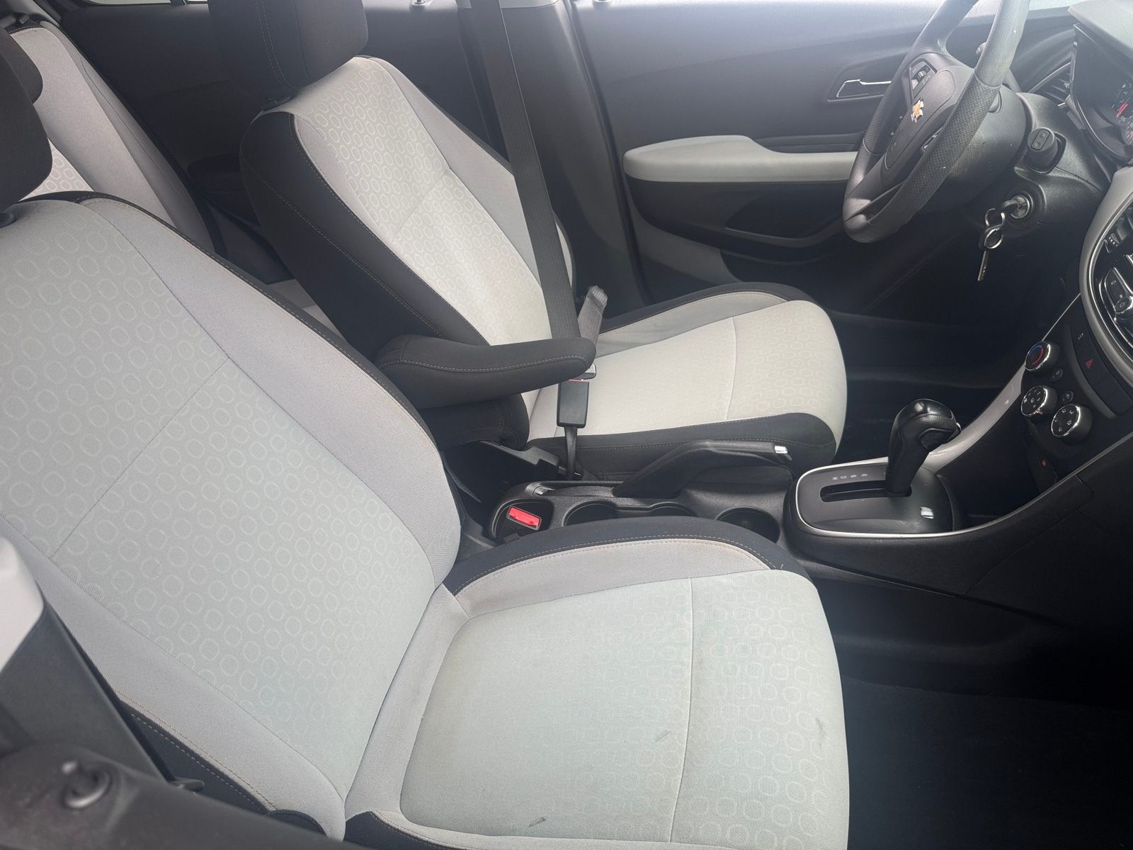 Thumbnail: 2020 Chevrolet Trax - 2