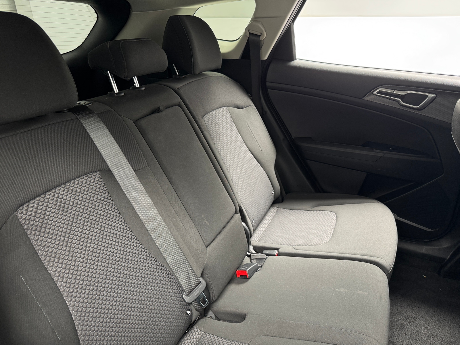 Thumbnail: 2025 Kia Sportage - 6