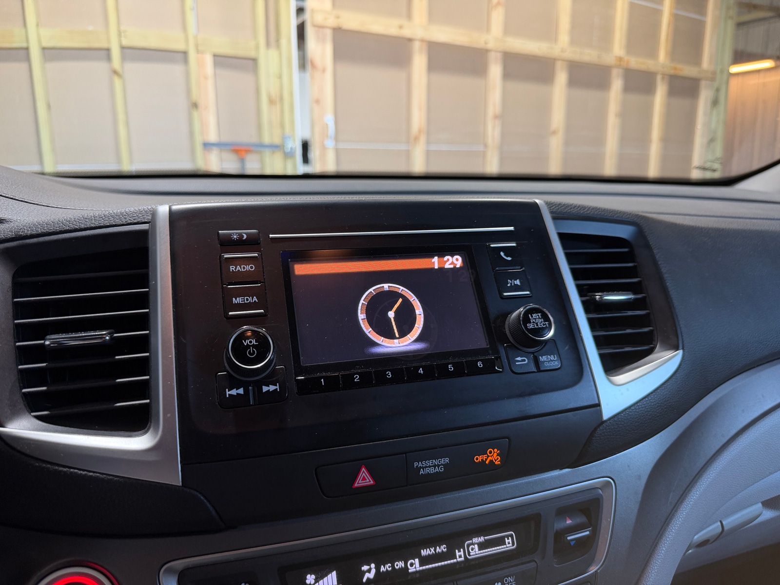 Thumbnail: 2019 Honda Pilot - 4