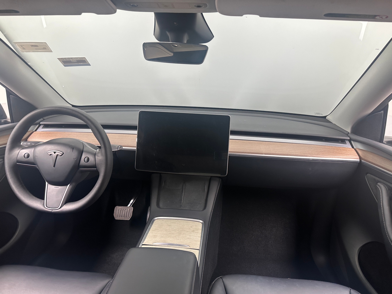 Thumbnail: 2025 Tesla Model Y - 2