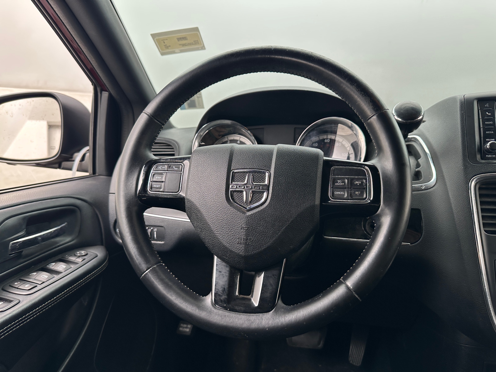 Thumbnail: 2017 Dodge Grand Caravan - 5