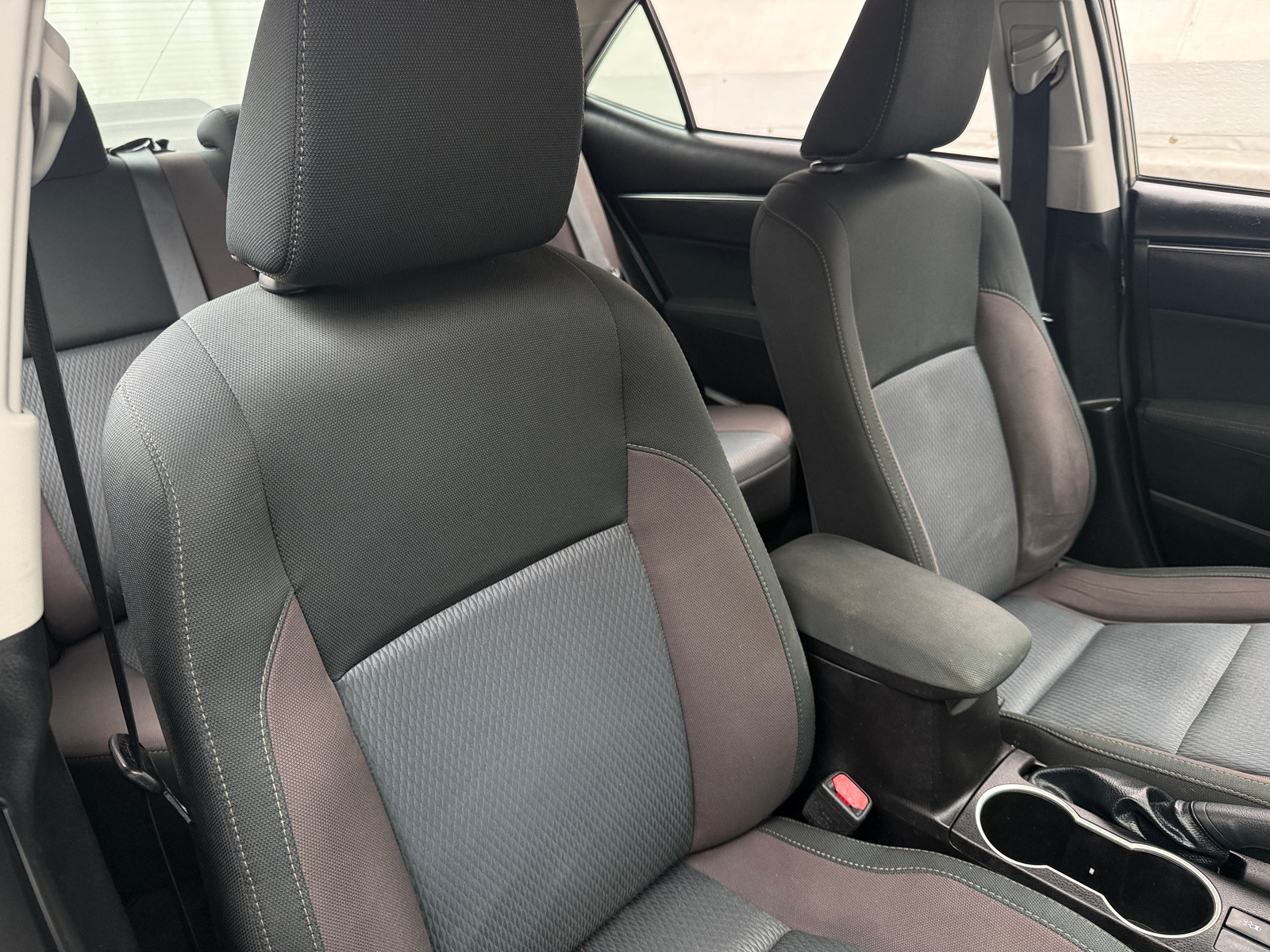 Thumbnail: 2018 Toyota Corolla - 2