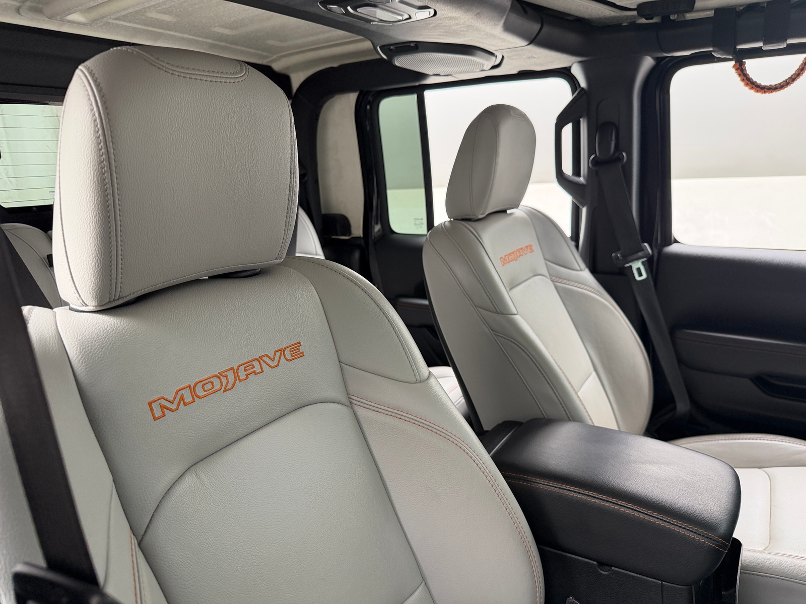 Thumbnail: 2021 Jeep Gladiator - 2