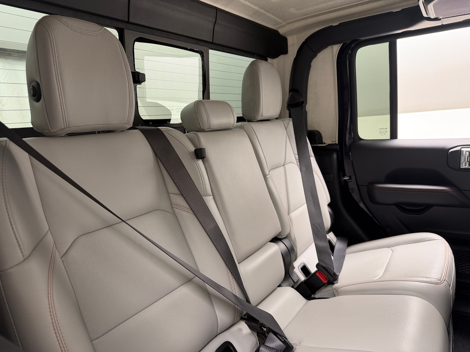 Thumbnail: 2021 Jeep Gladiator - 6