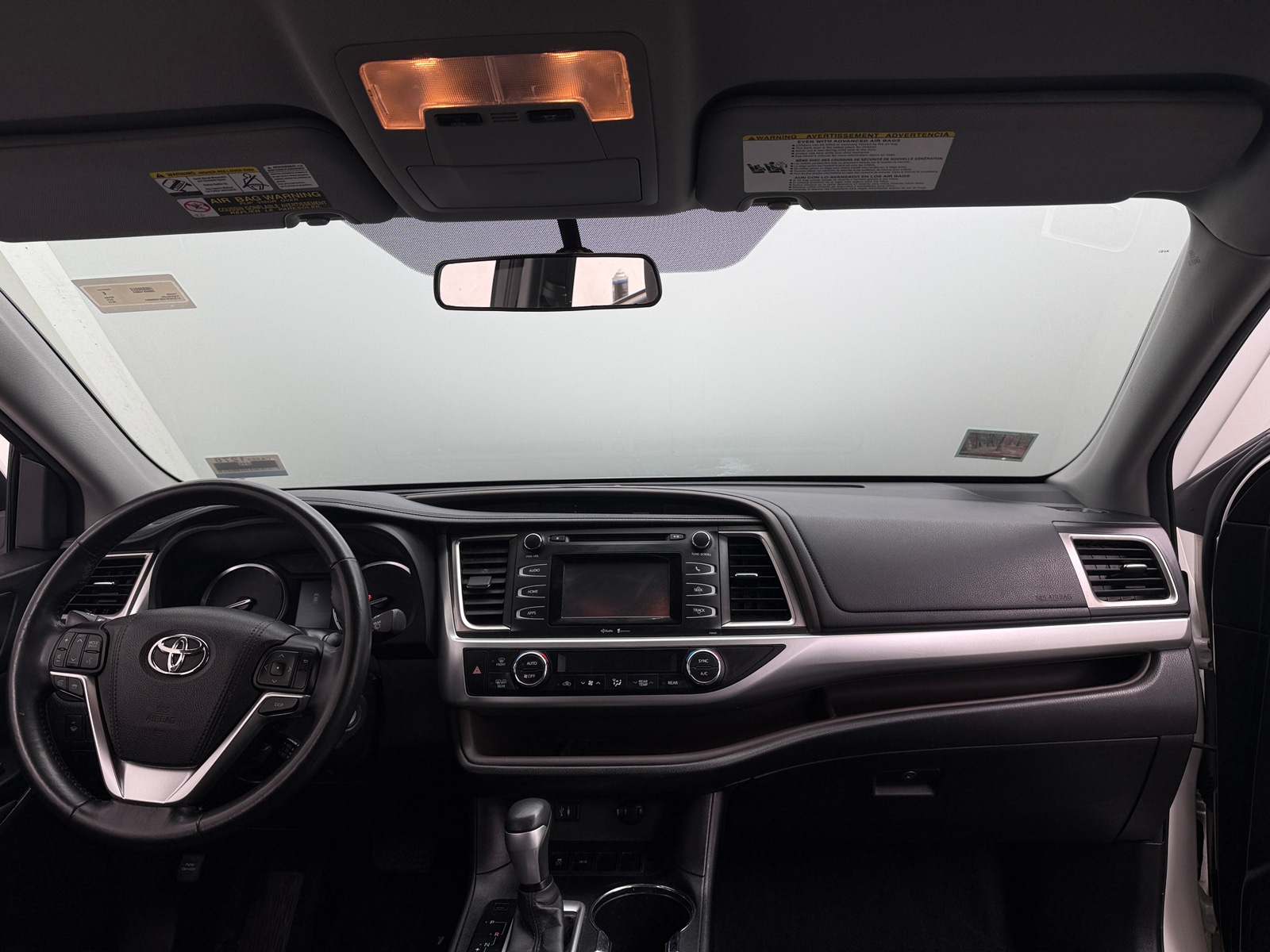 Thumbnail: 2015 Toyota Highlander - 3