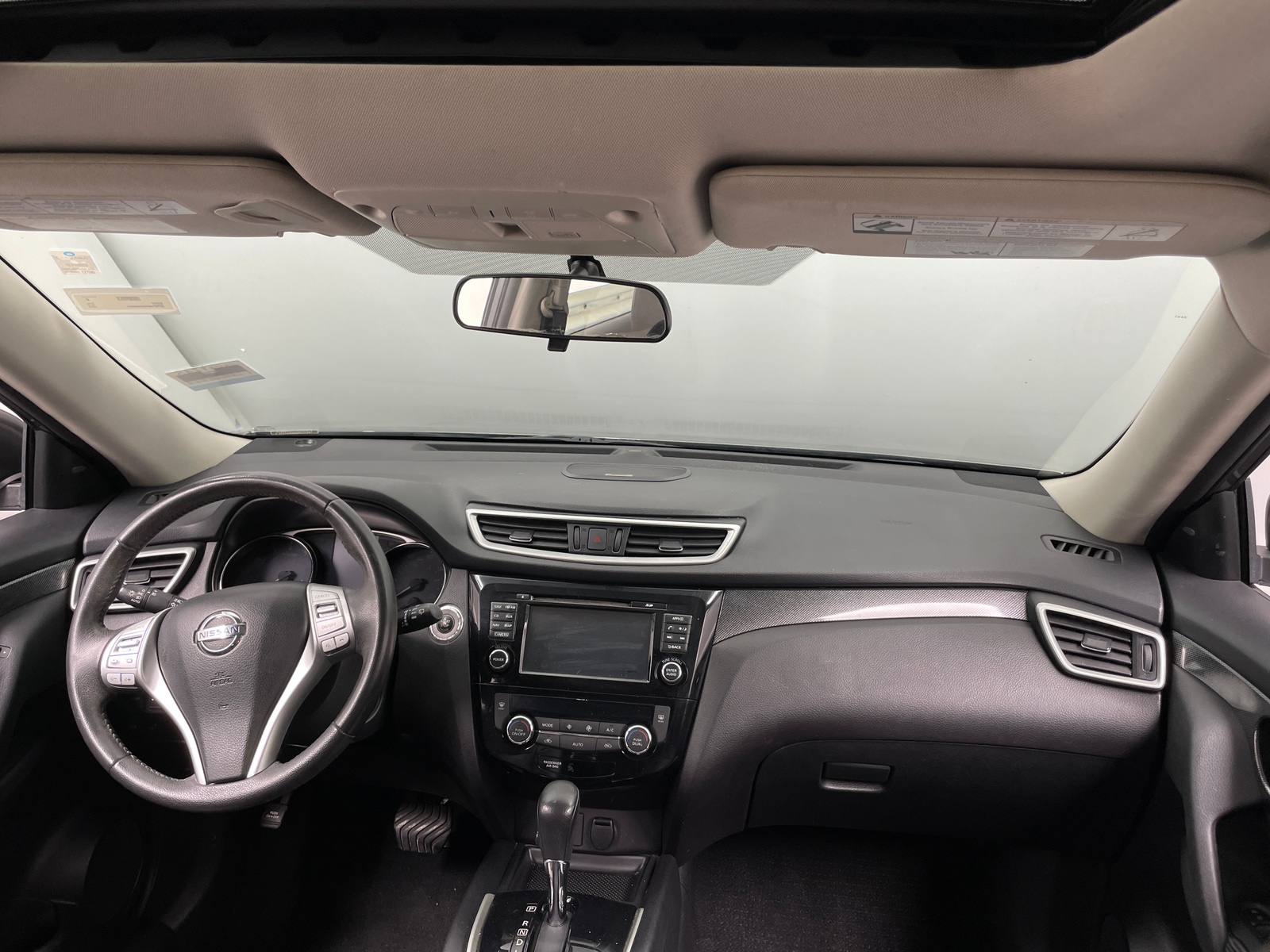 Thumbnail: 2016 Nissan Rogue - 2