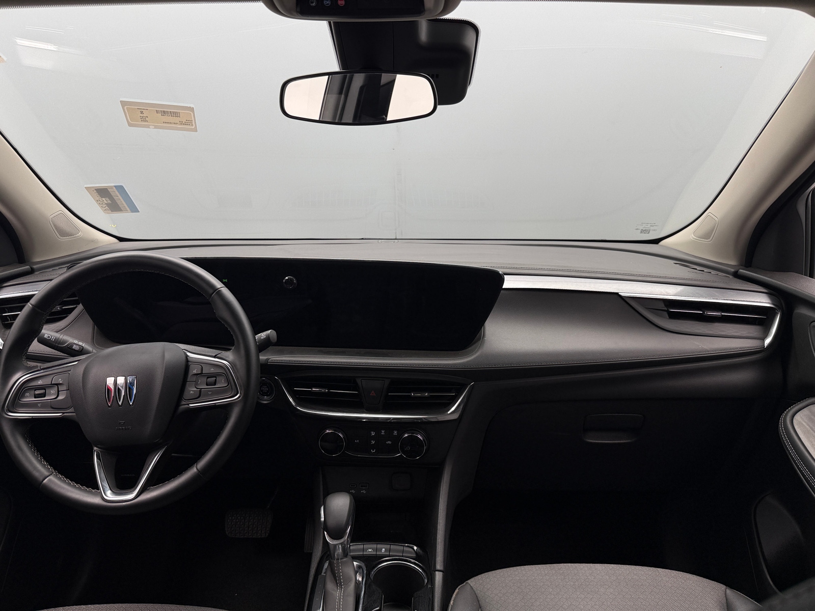 Thumbnail: 2025 Buick Encore GX - 2