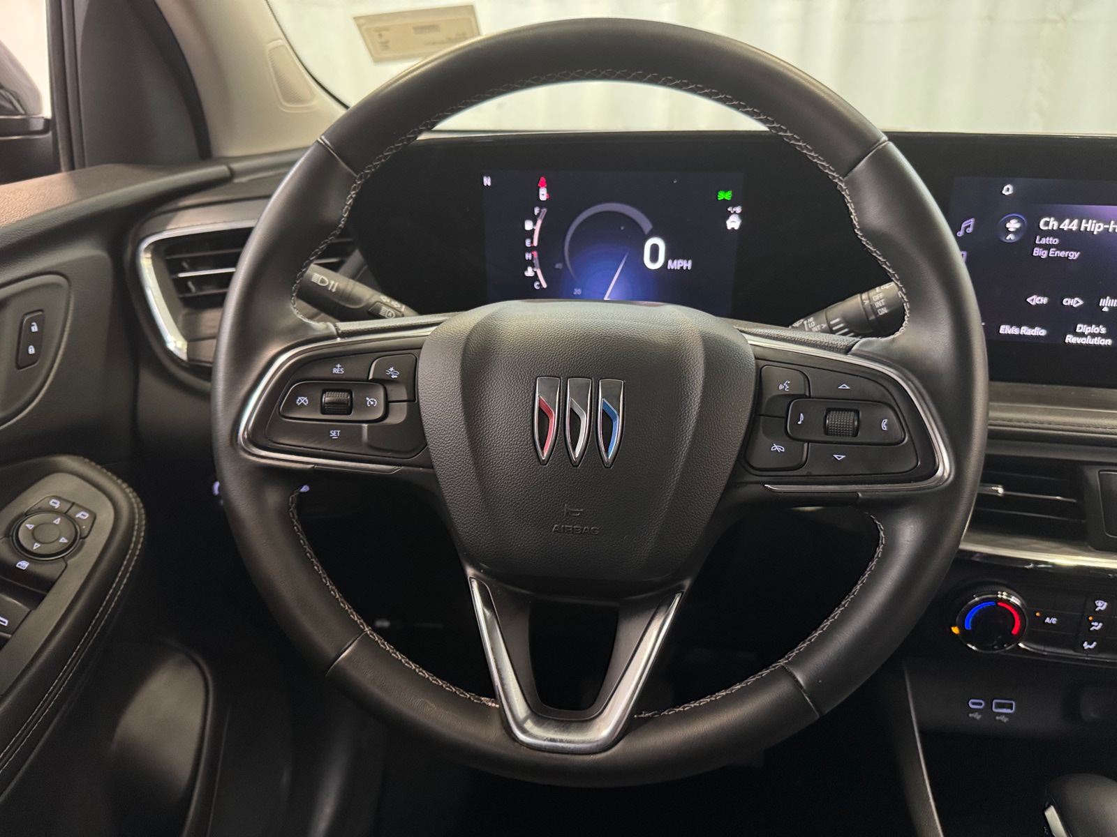 Thumbnail: 2025 Buick Encore GX - 4