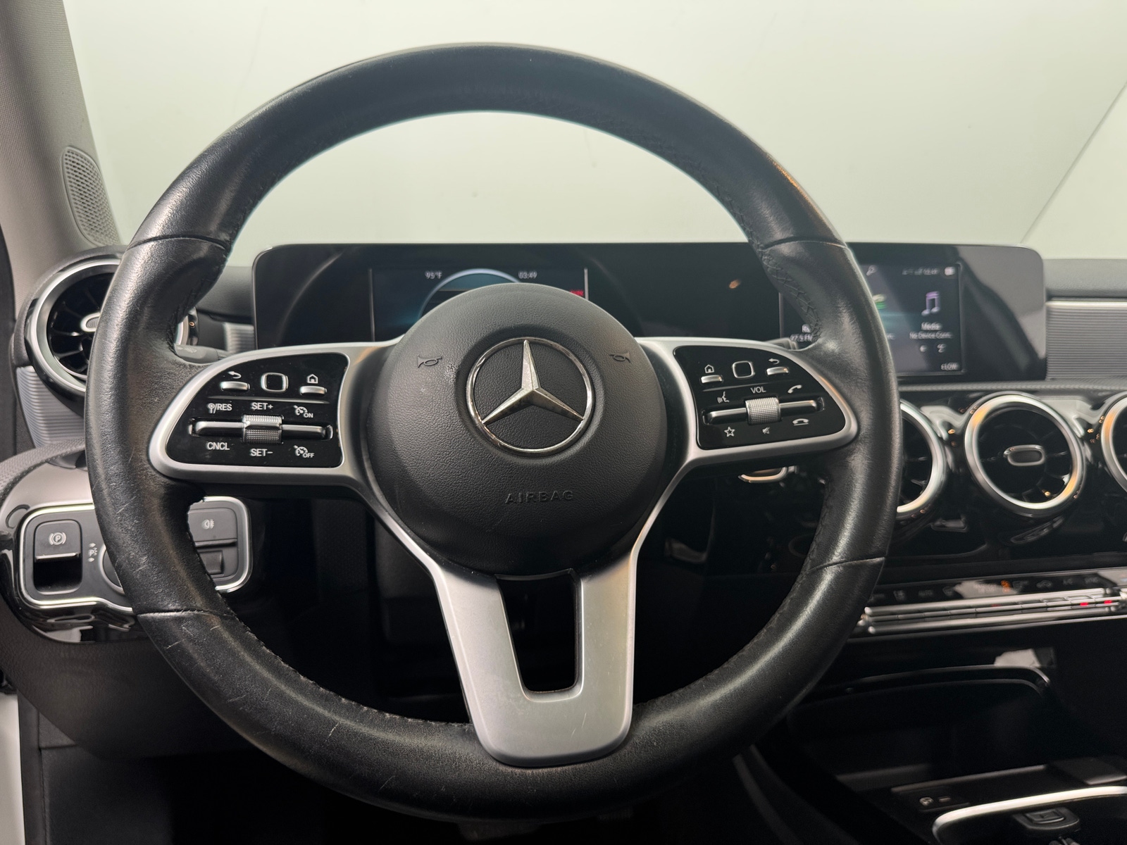 Thumbnail: 2019 Mercedes-Benz A-Class - 4
