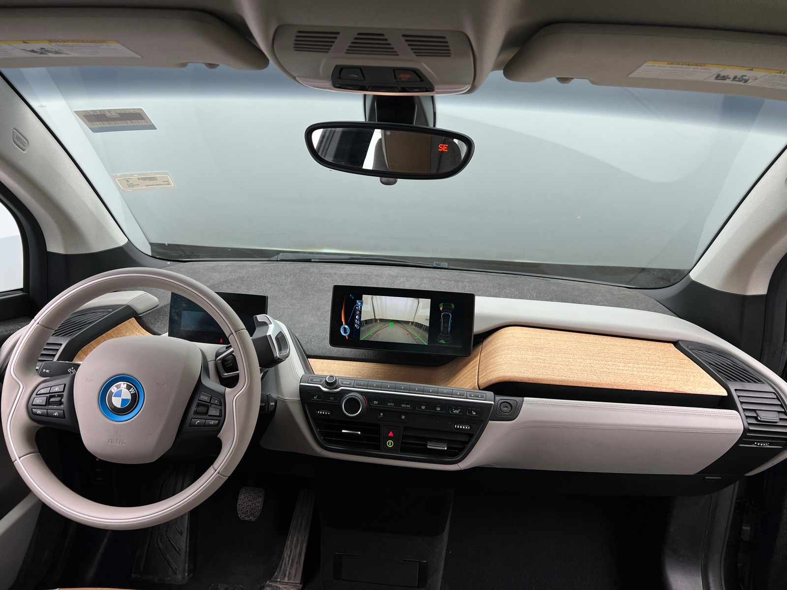 Thumbnail: 2016 BMW i3 - 2