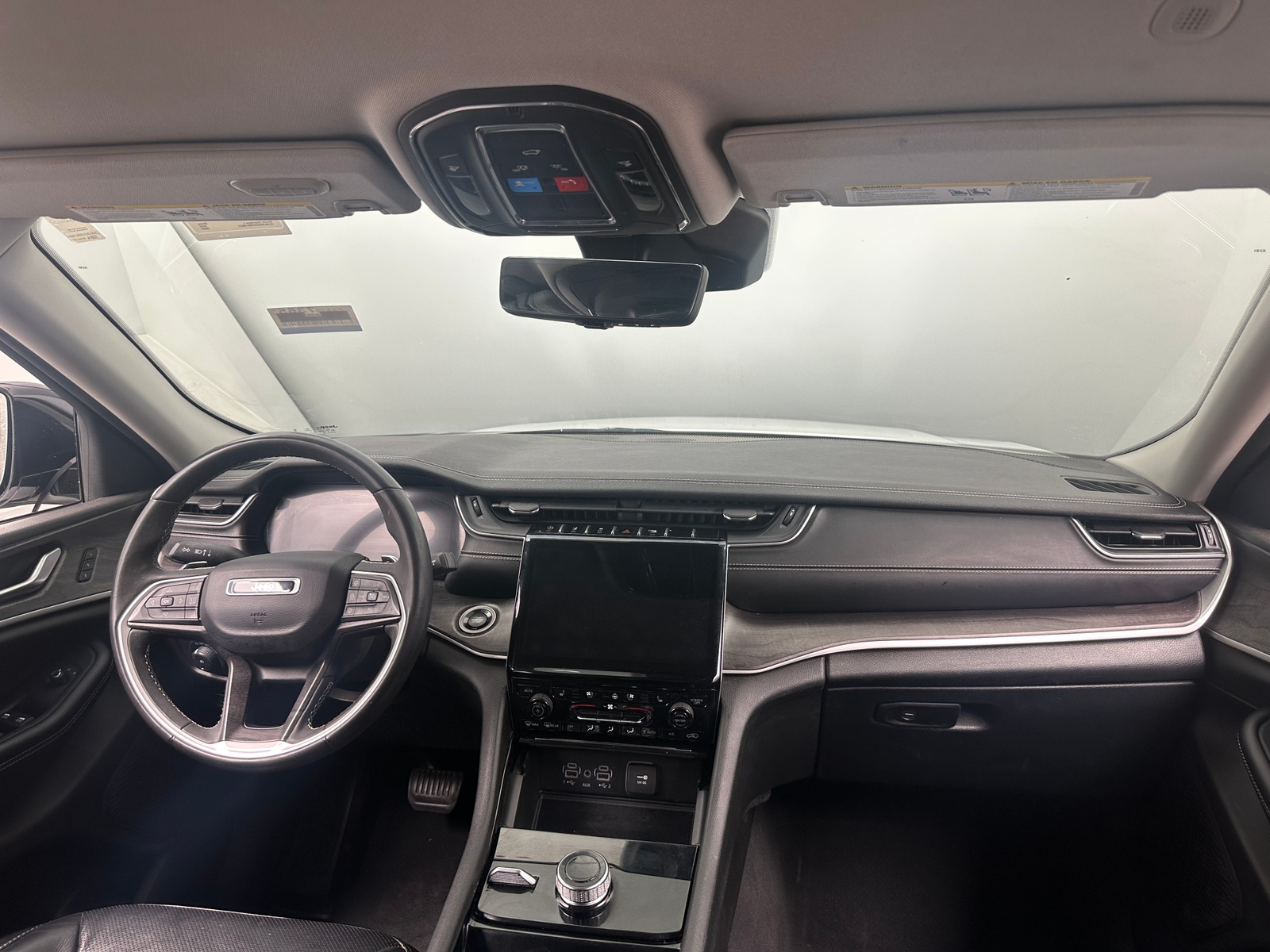 Thumbnail: 2023 Jeep Grand Cherokee L - 2