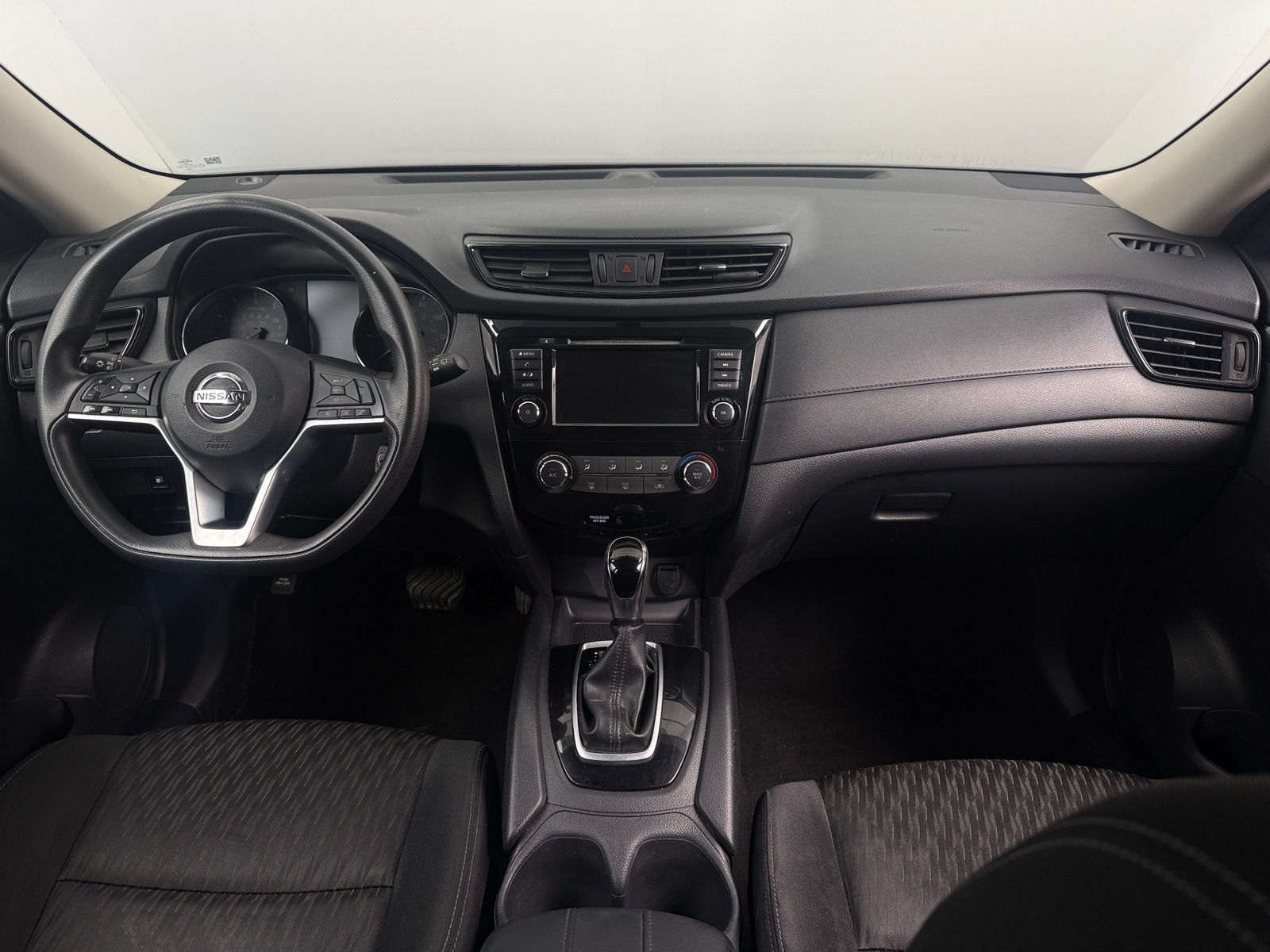 Thumbnail: 2018 Nissan Rogue - 3