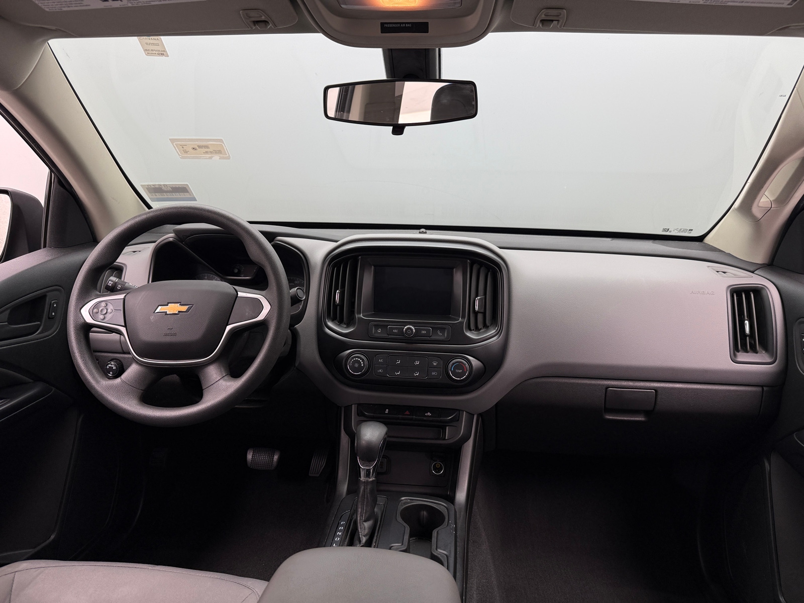 Thumbnail: 2022 Chevrolet Colorado - 3