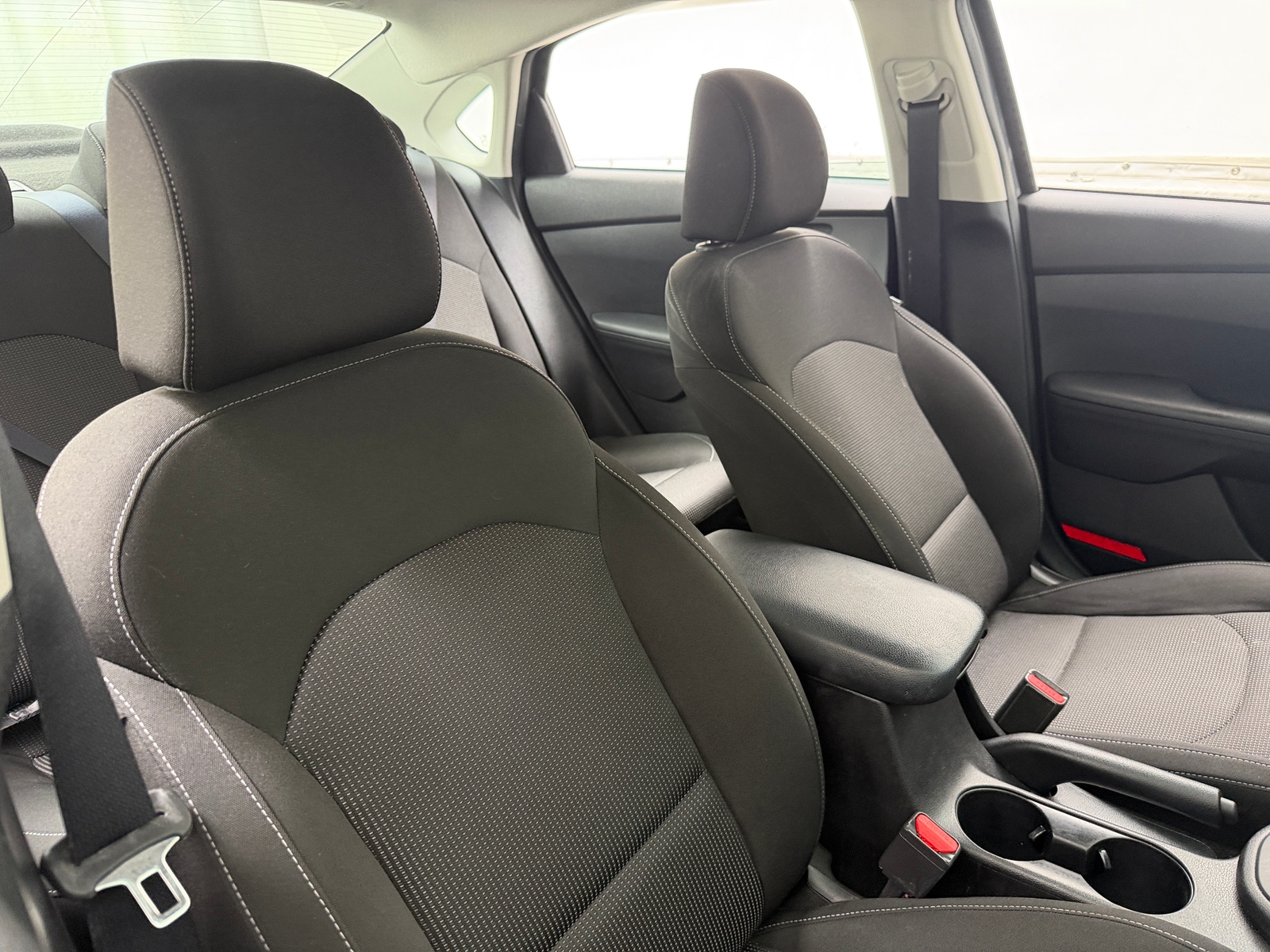 Thumbnail: 2021 Kia Forte - 2