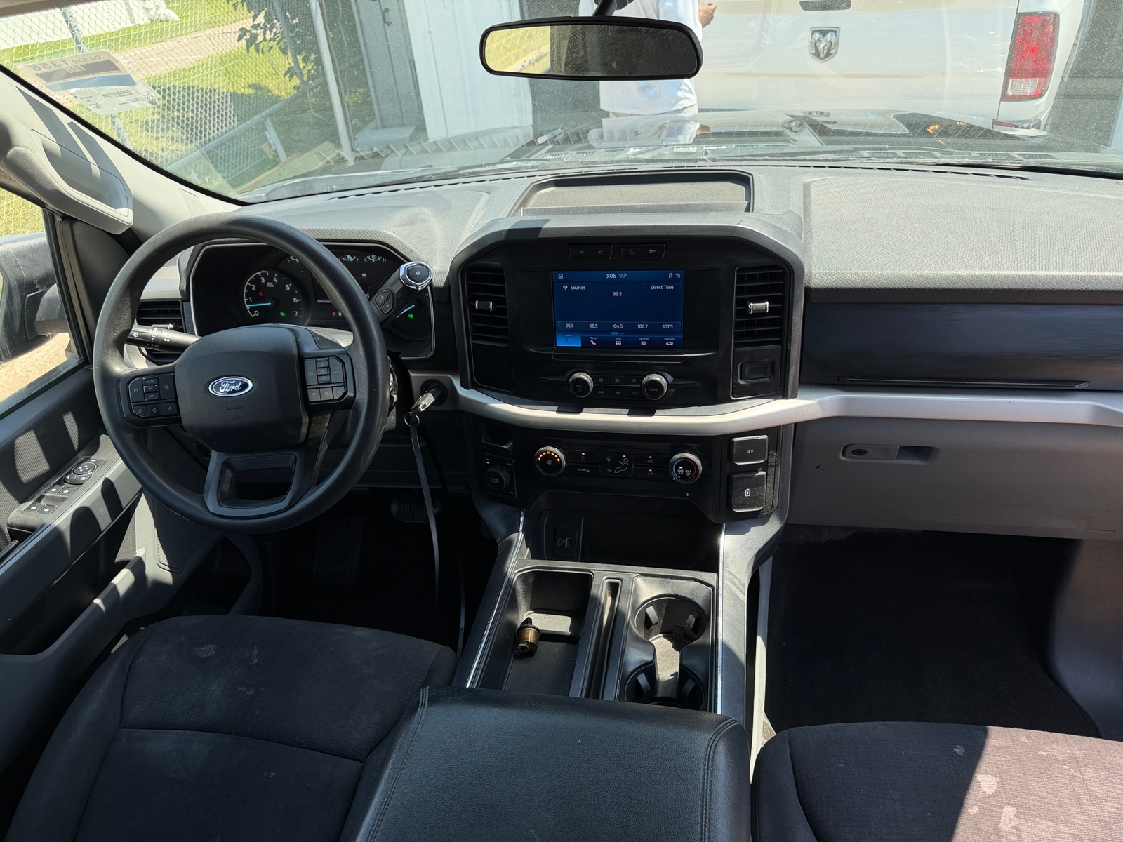 Thumbnail: 2021 Ford Econoline - 3