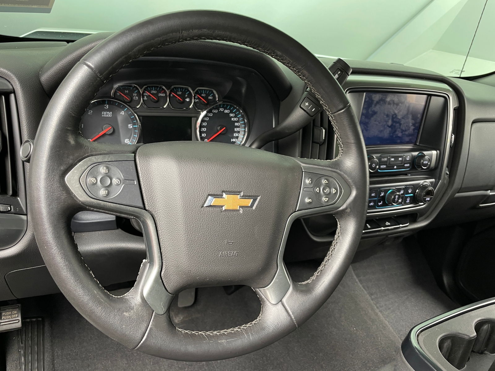 Thumbnail: 2019 Chevrolet Silverado 1500 - 5
