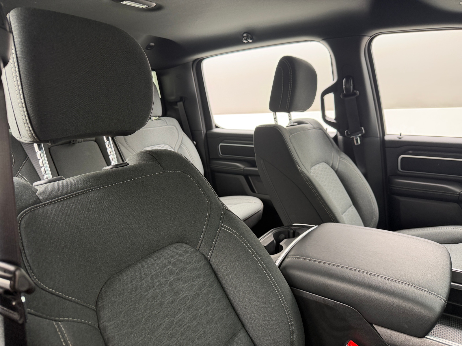 Thumbnail: 2025 RAM 1500 - 2