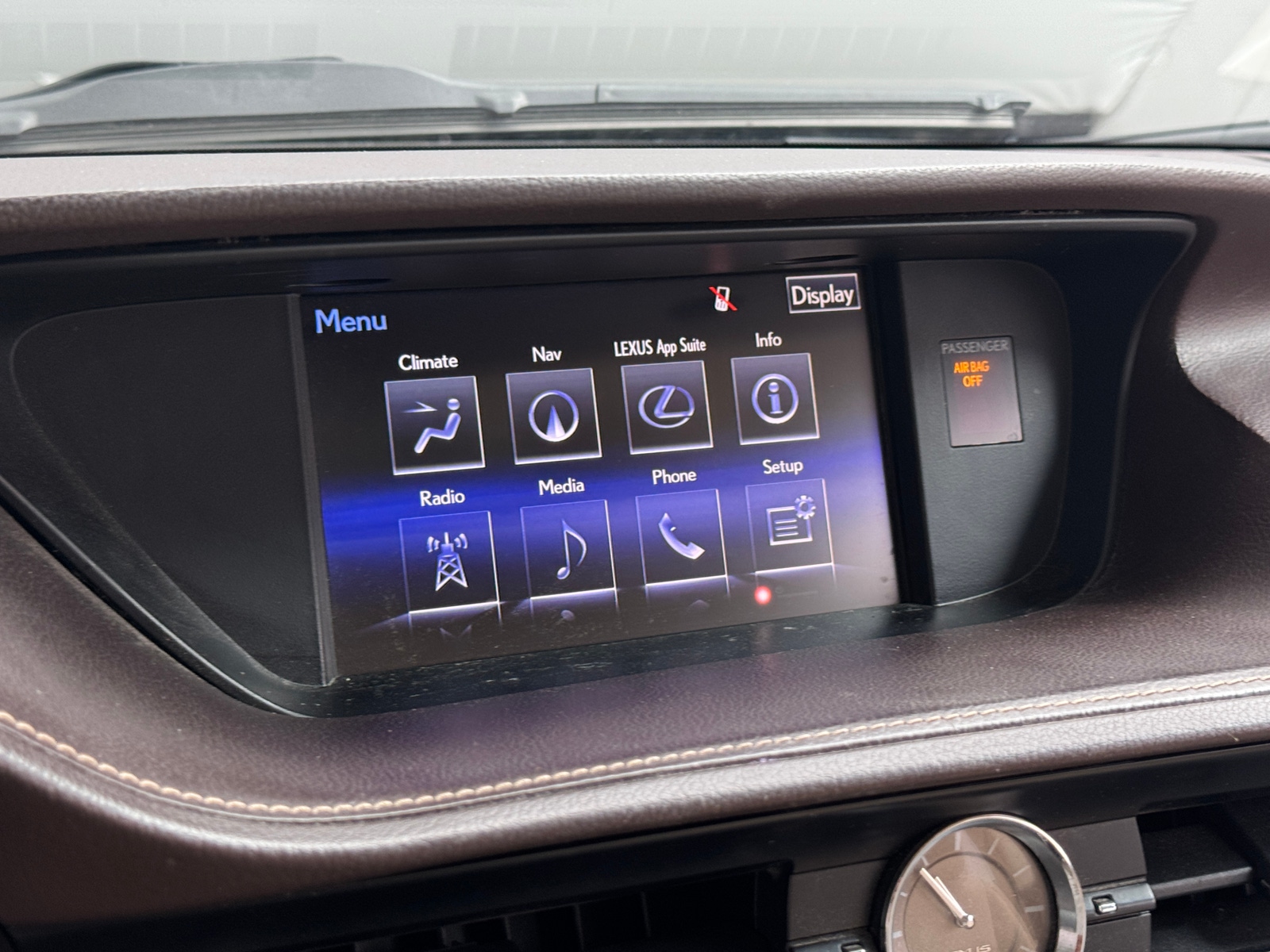 Thumbnail: 2016 Lexus ES - 3