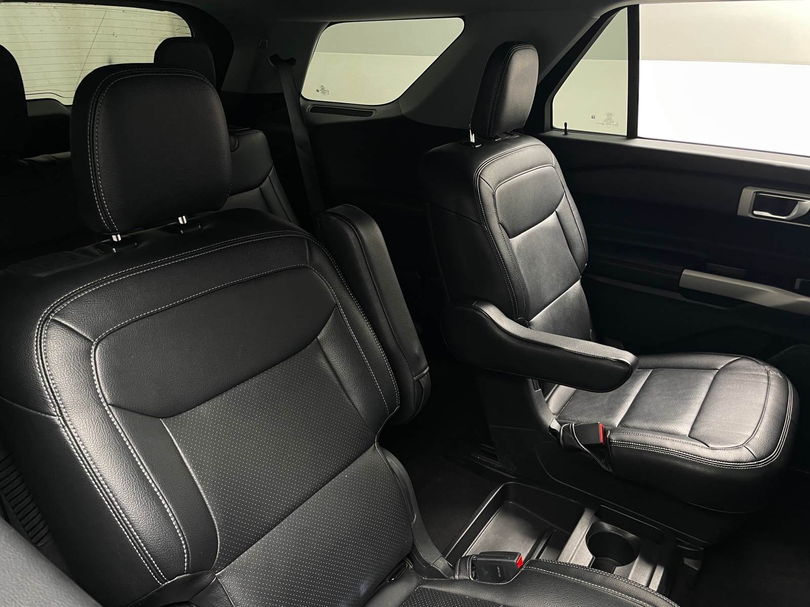 Thumbnail: 2021 Ford Explorer - 6