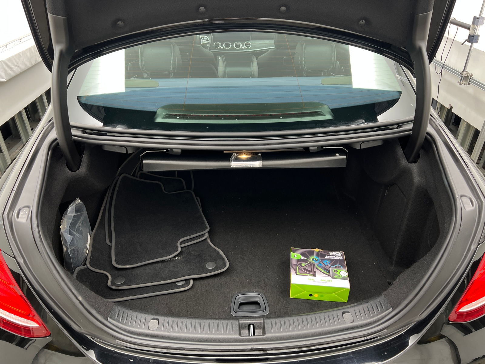 Thumbnail: 2019 Mercedes-Benz E-Class - 6