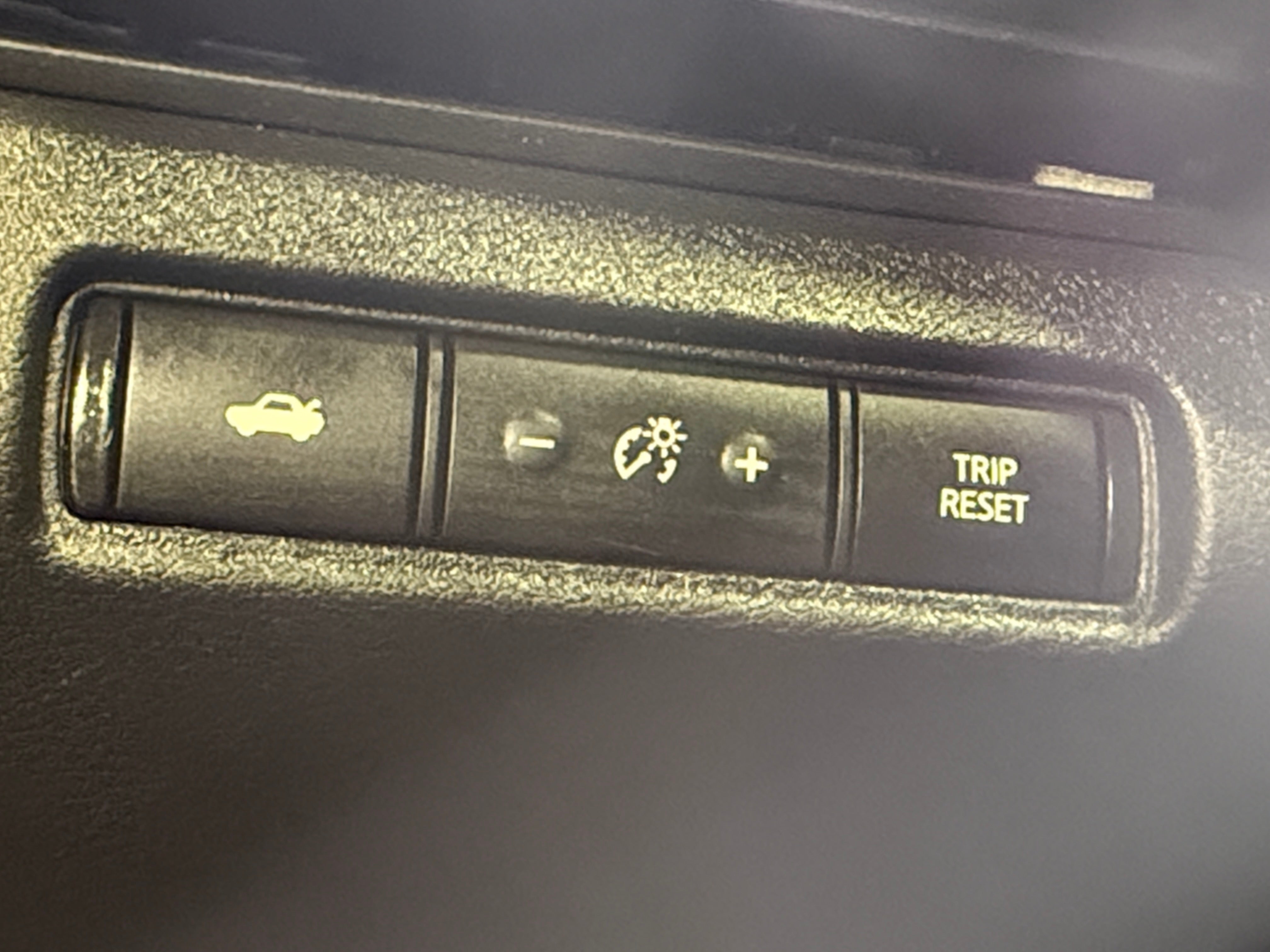 1N4BL4DW0RN352572