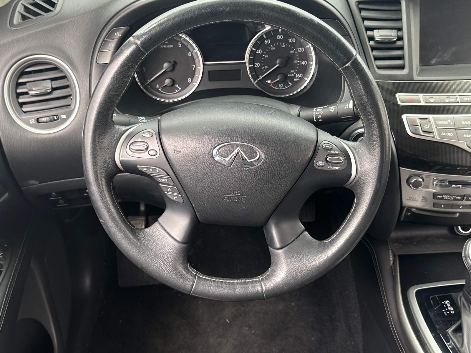 Thumbnail: 2017 INFINITI QX60 - 4