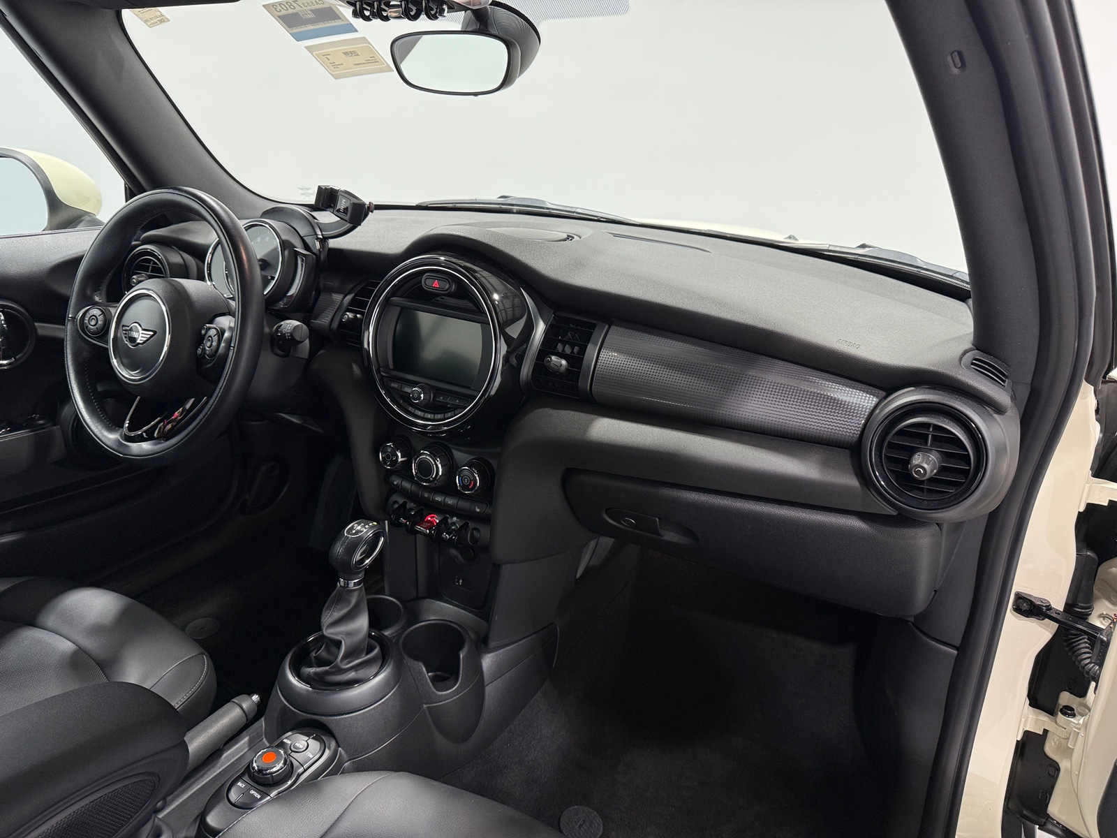 Thumbnail: 2019 MINI Cooper Convertible - 2