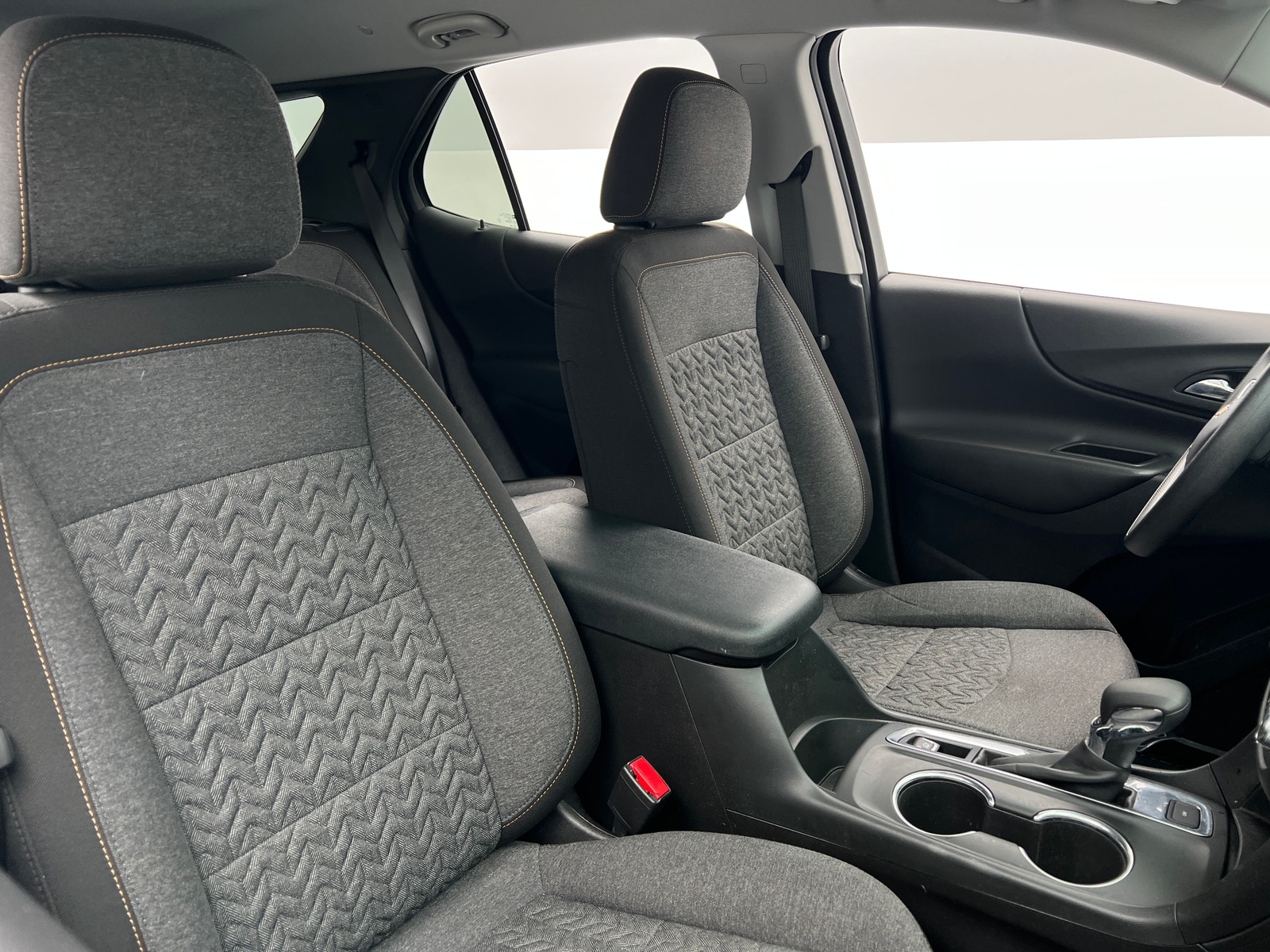 Thumbnail: 2022 Chevrolet Equinox - 2